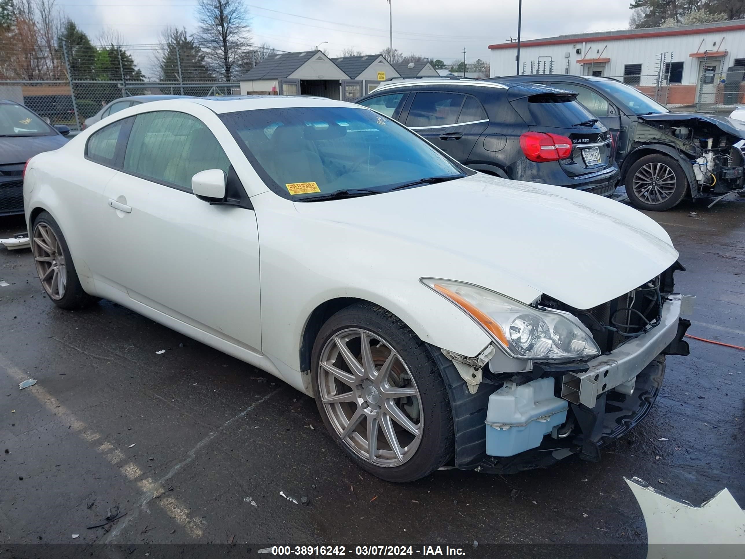 Photo 0 VIN: JNKCV64E38M125150 - INFINITI G 