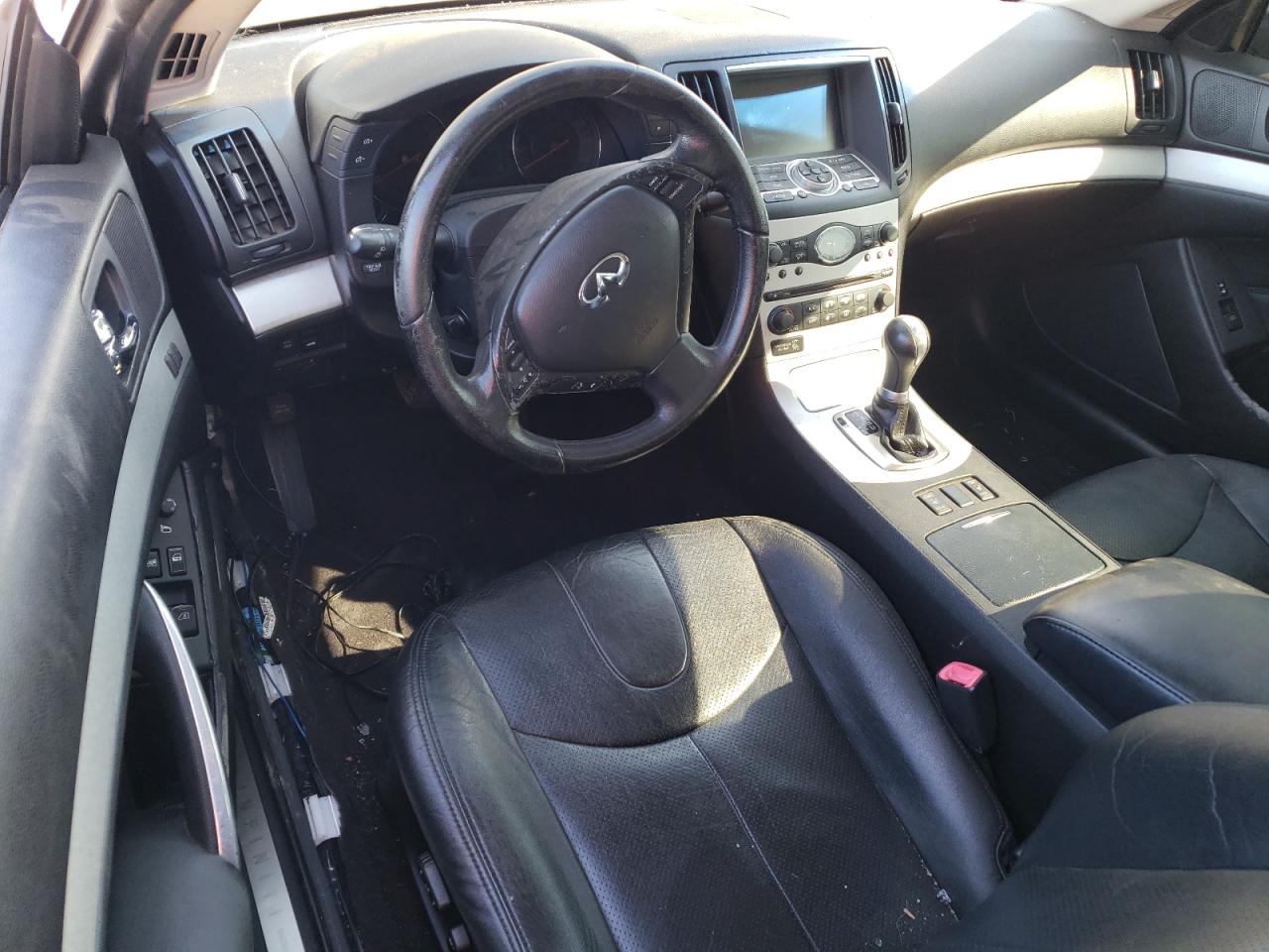 Photo 7 VIN: JNKCV64E48M116473 - INFINITI G 