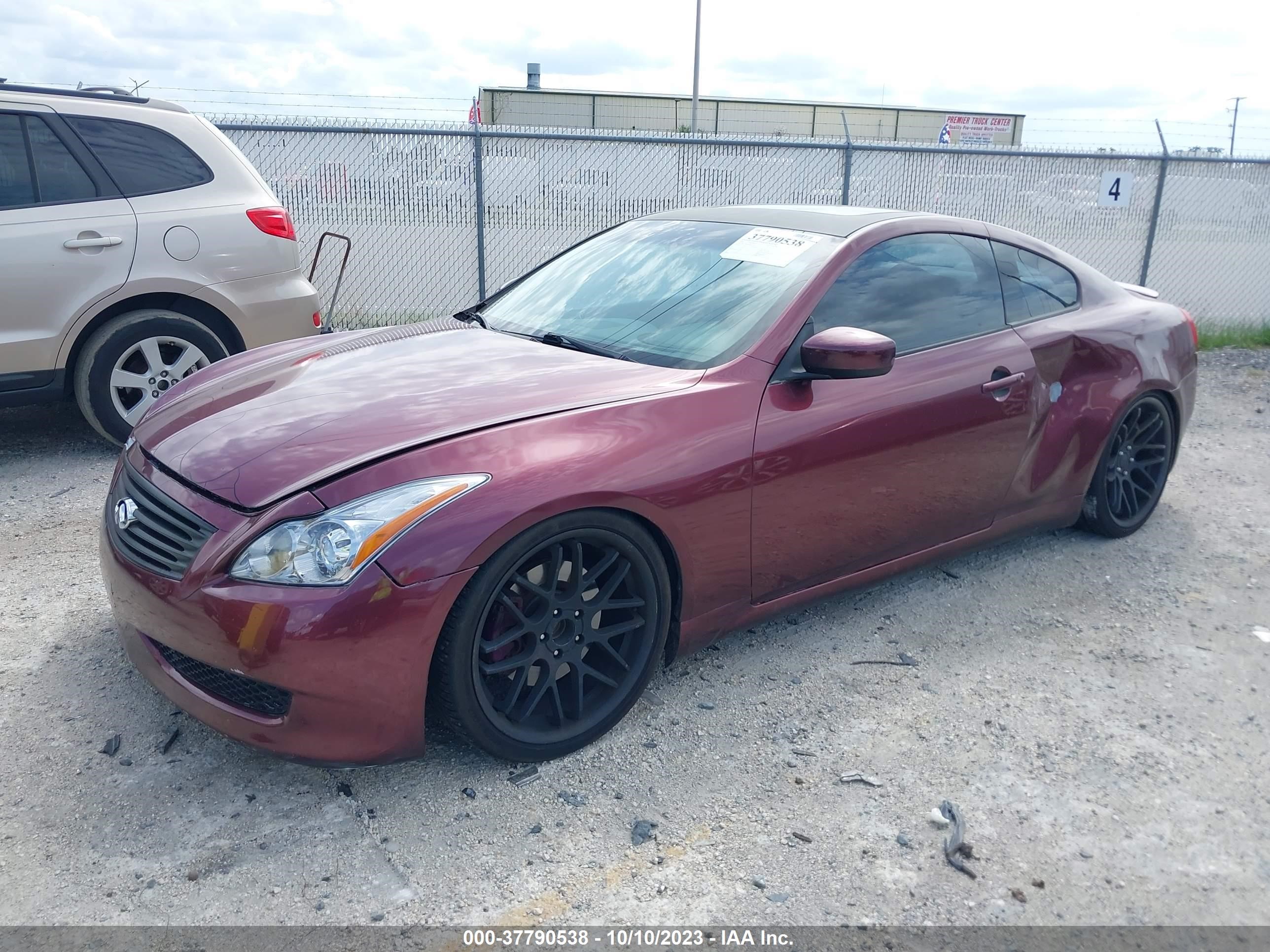 Photo 1 VIN: JNKCV64E68M103546 - INFINITI G 