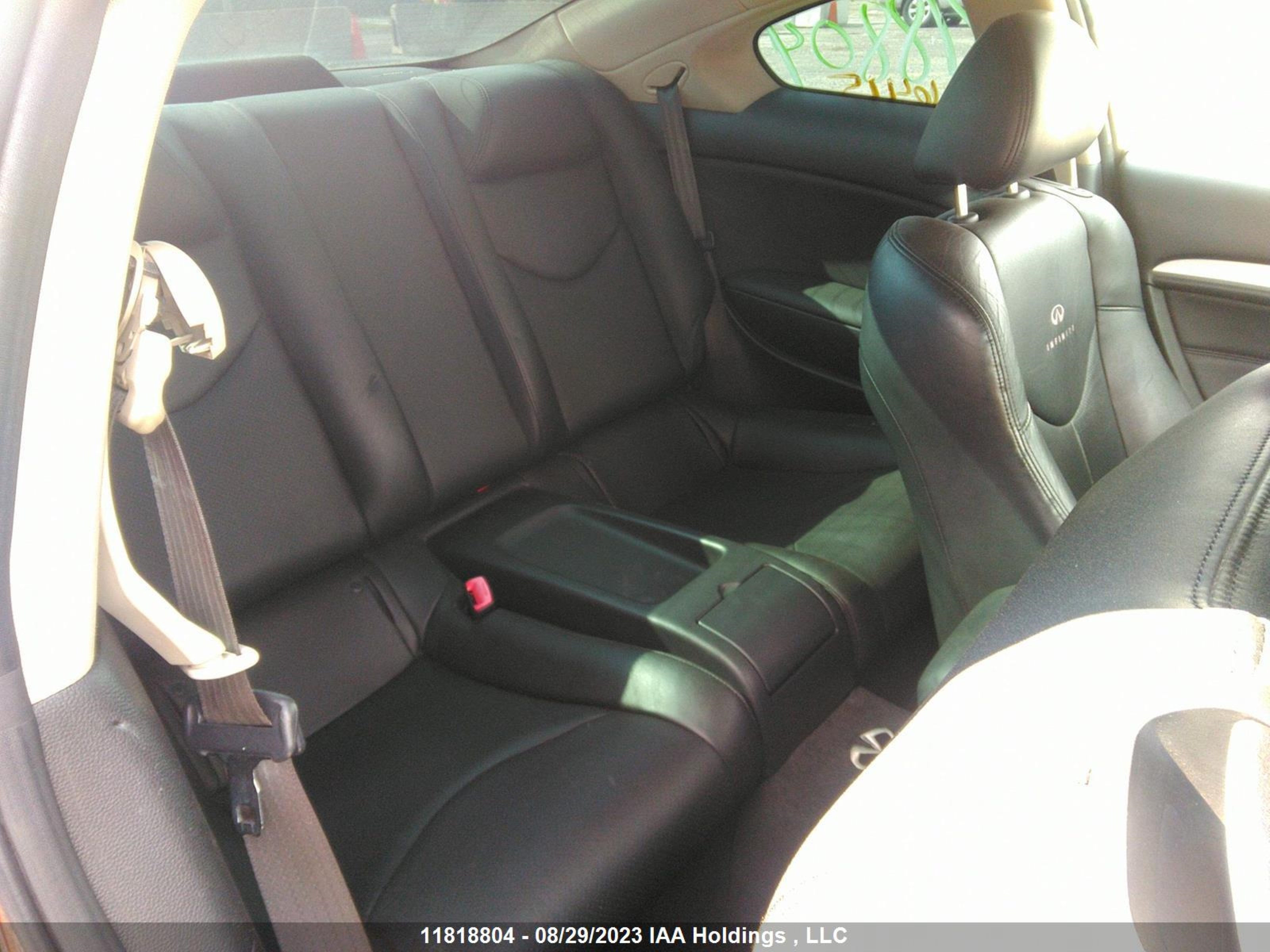 Photo 7 VIN: JNKCV64E68M106415 - INFINITI G 