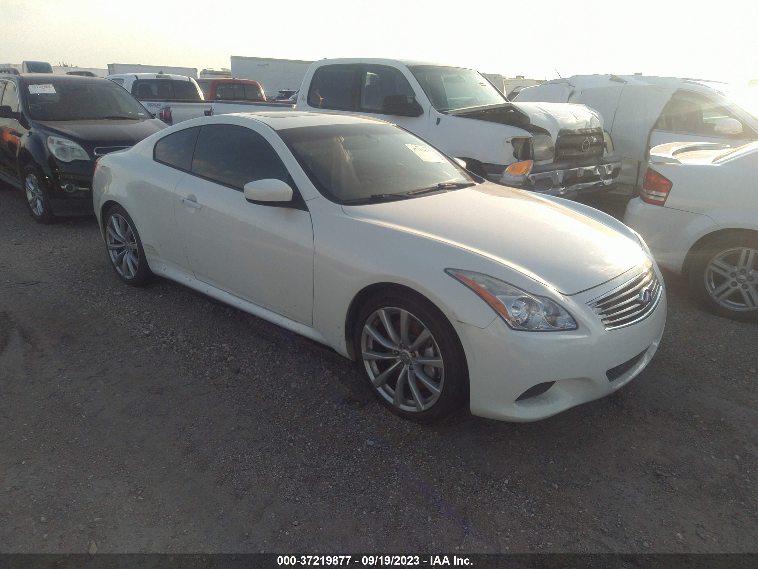 Photo 12 VIN: JNKCV64E68M107628 - INFINITI G 