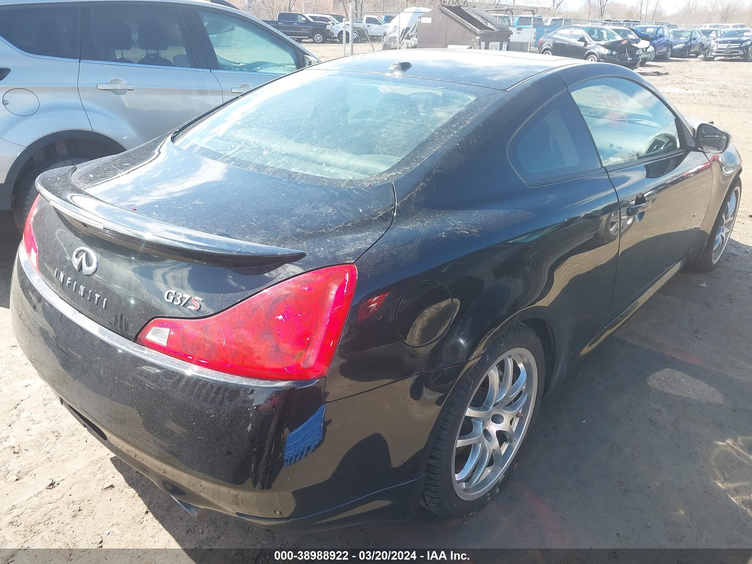 Photo 3 VIN: JNKCV64E68M118886 - INFINITI G 