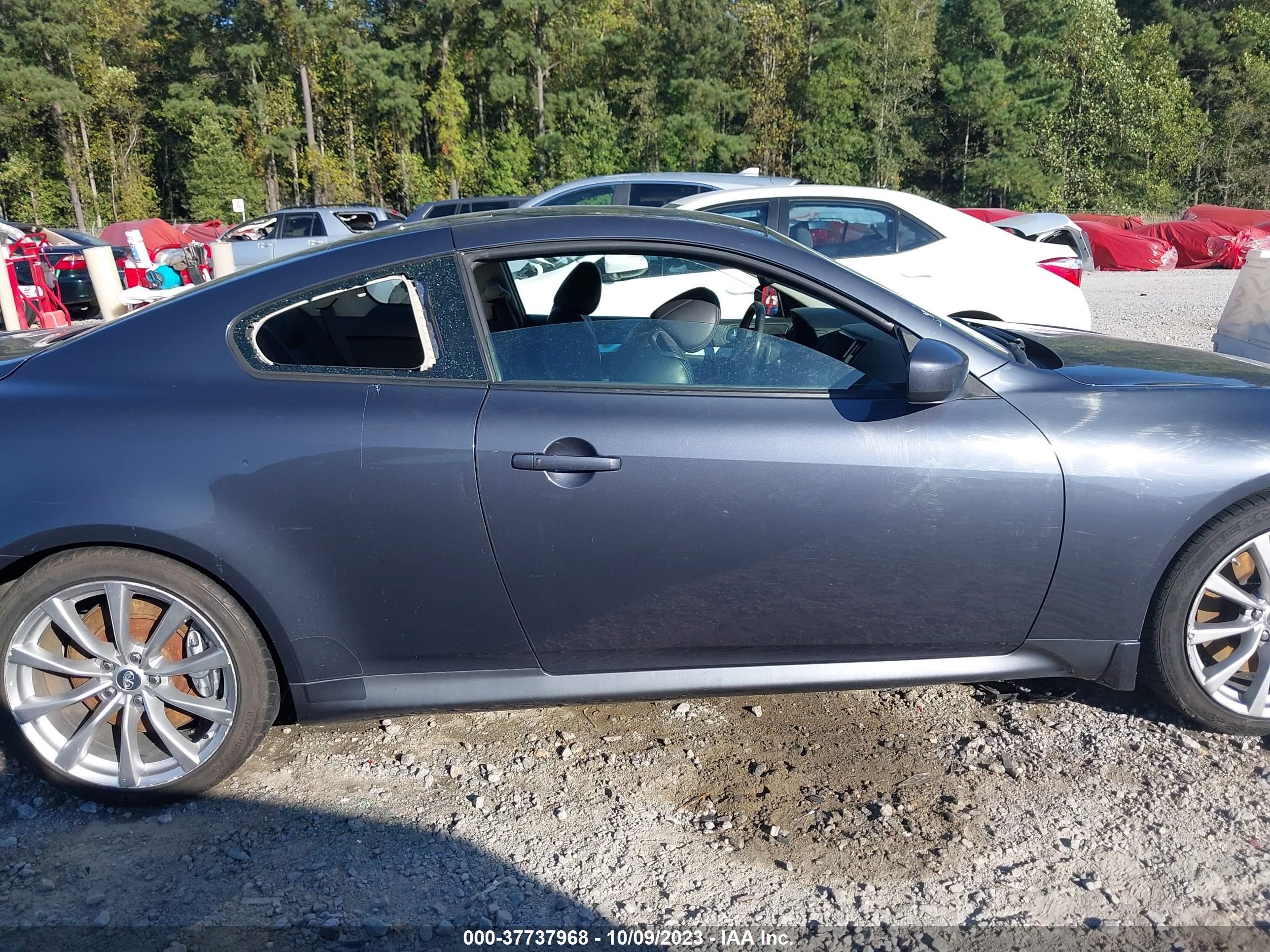 Photo 12 VIN: JNKCV64E68M120153 - INFINITI G 