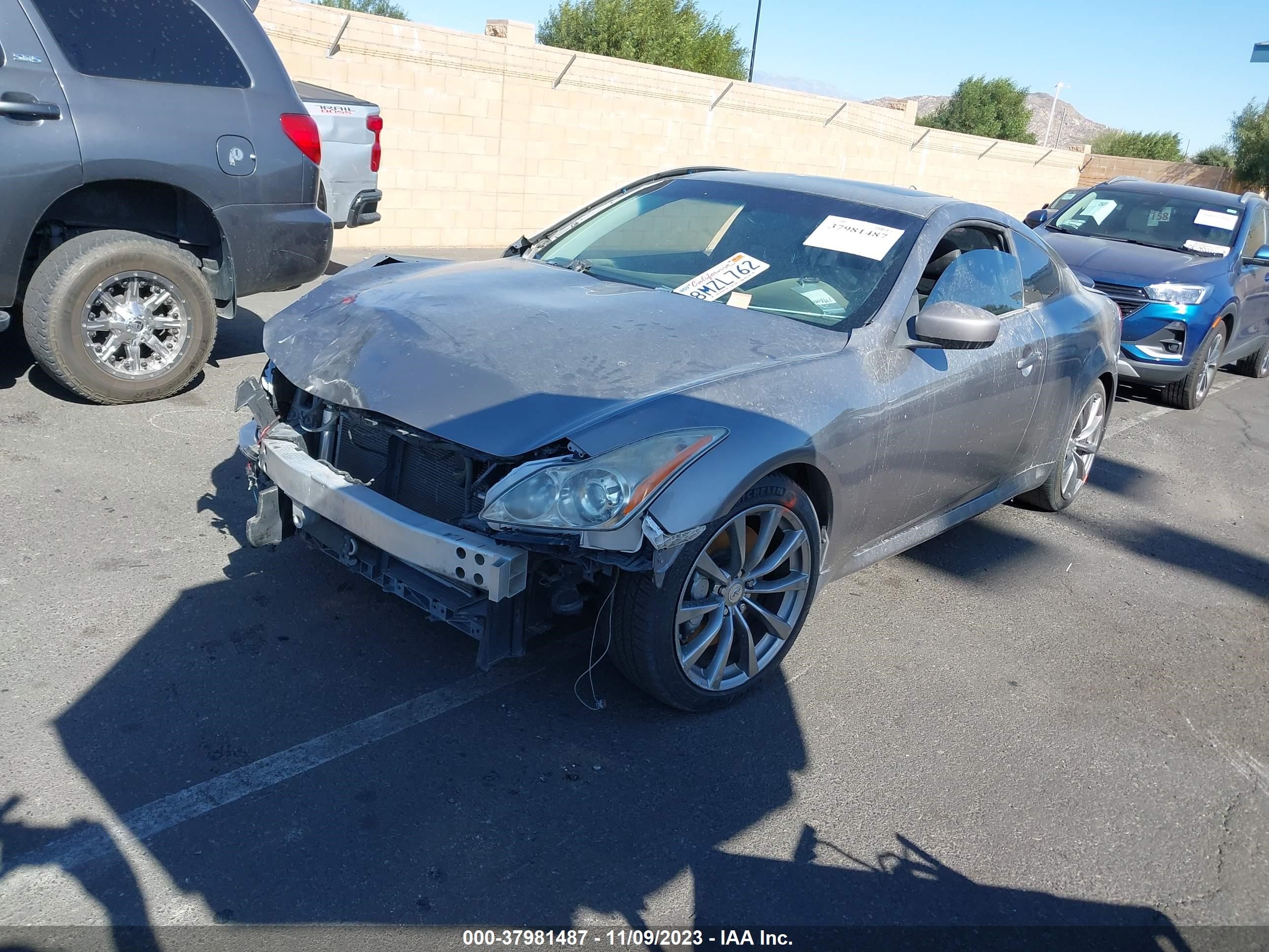 Photo 1 VIN: JNKCV64E68M125630 - INFINITI G 