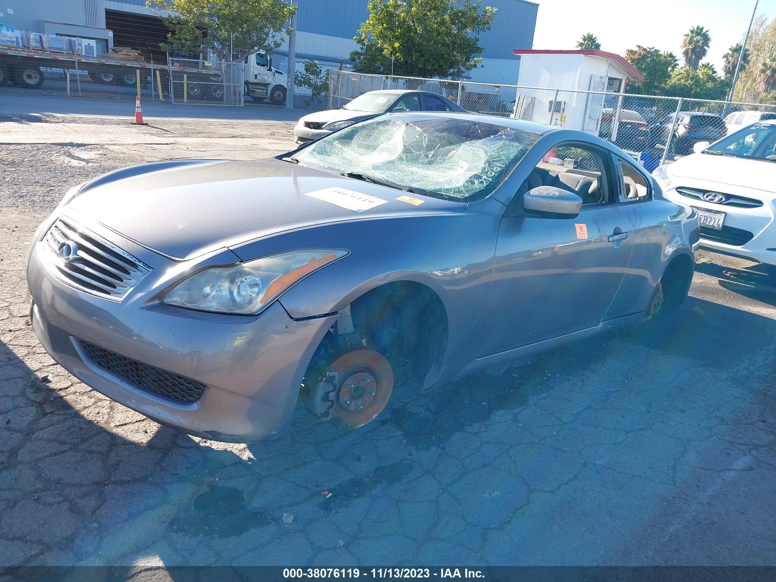 Photo 1 VIN: JNKCV64E78M113549 - INFINITI G 