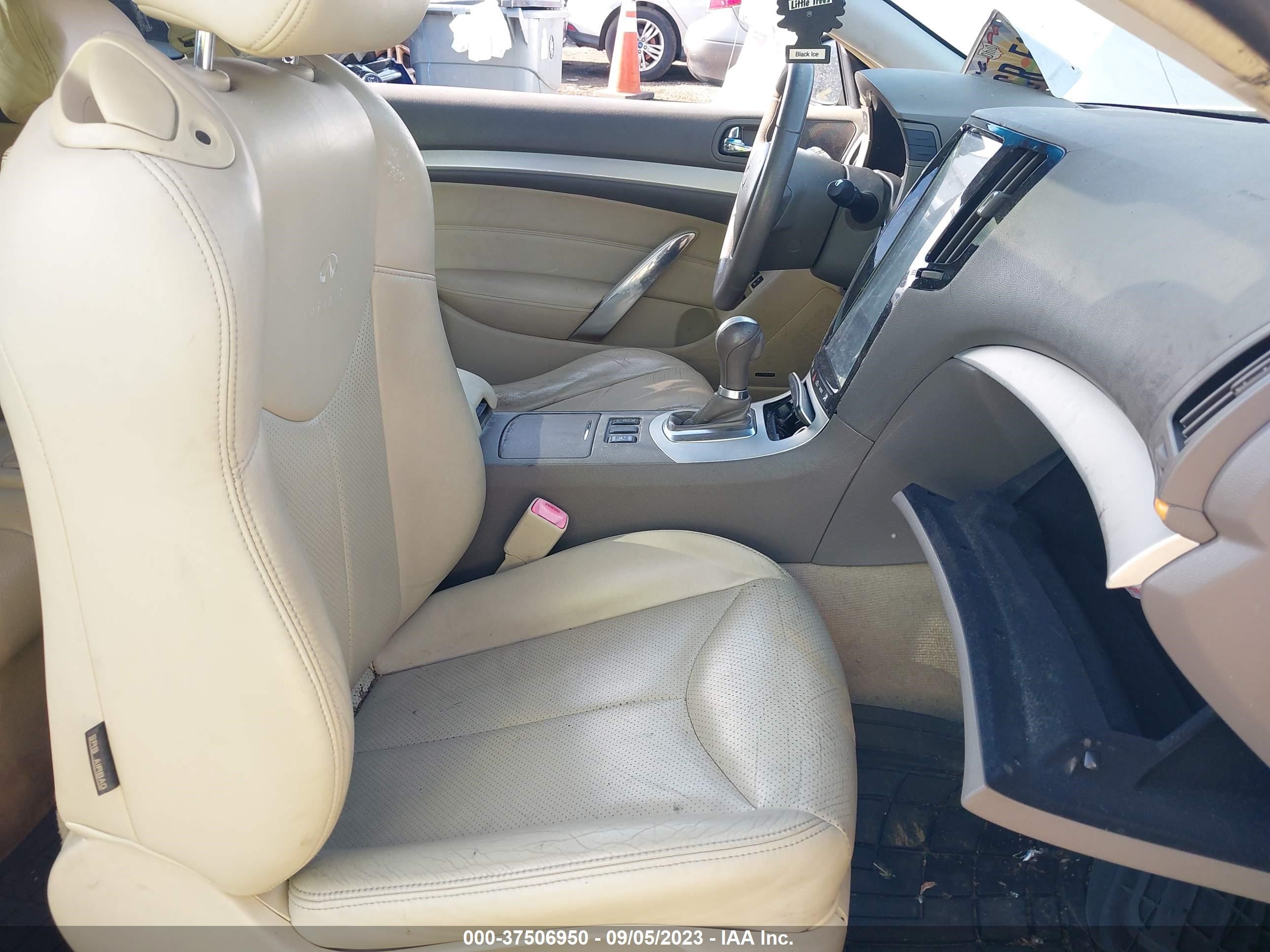 Photo 4 VIN: JNKCV64E78M130111 - INFINITI G 