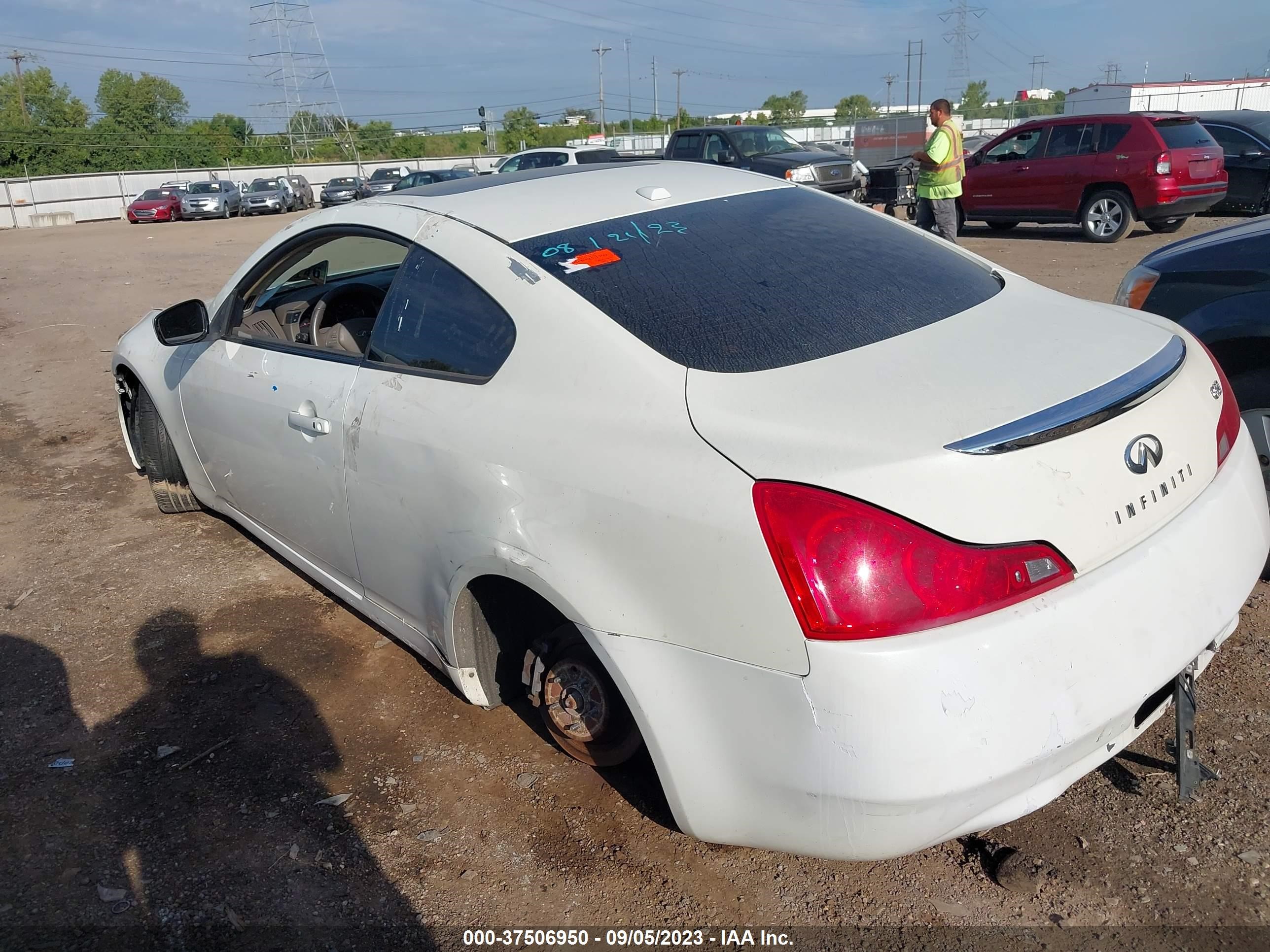 Photo 5 VIN: JNKCV64E78M130111 - INFINITI G 