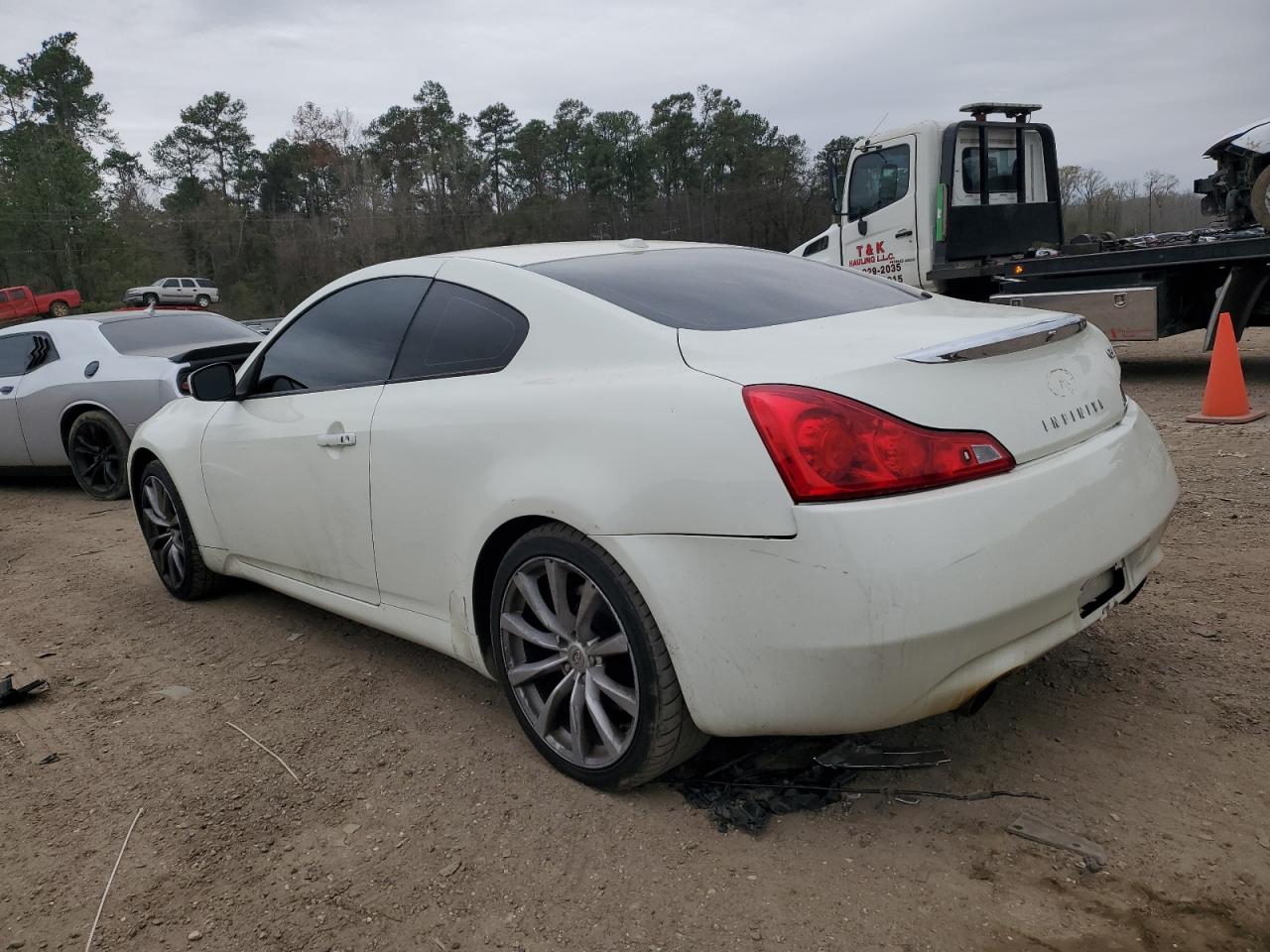 Photo 1 VIN: JNKCV64E88M121112 - INFINITI G 