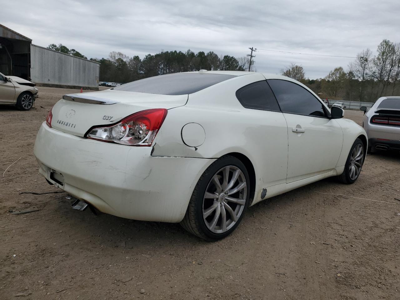 Photo 2 VIN: JNKCV64E88M121112 - INFINITI G 