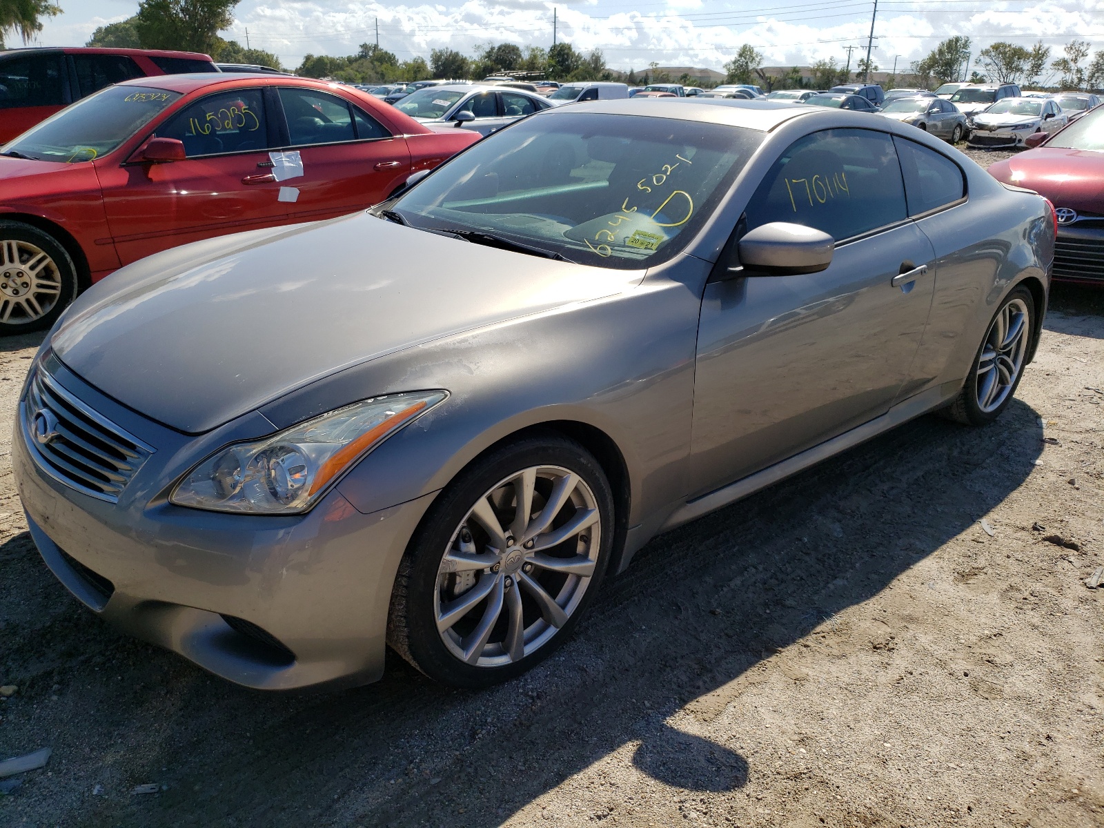 Photo 1 VIN: JNKCV64E98M106196 - INFINITI G 