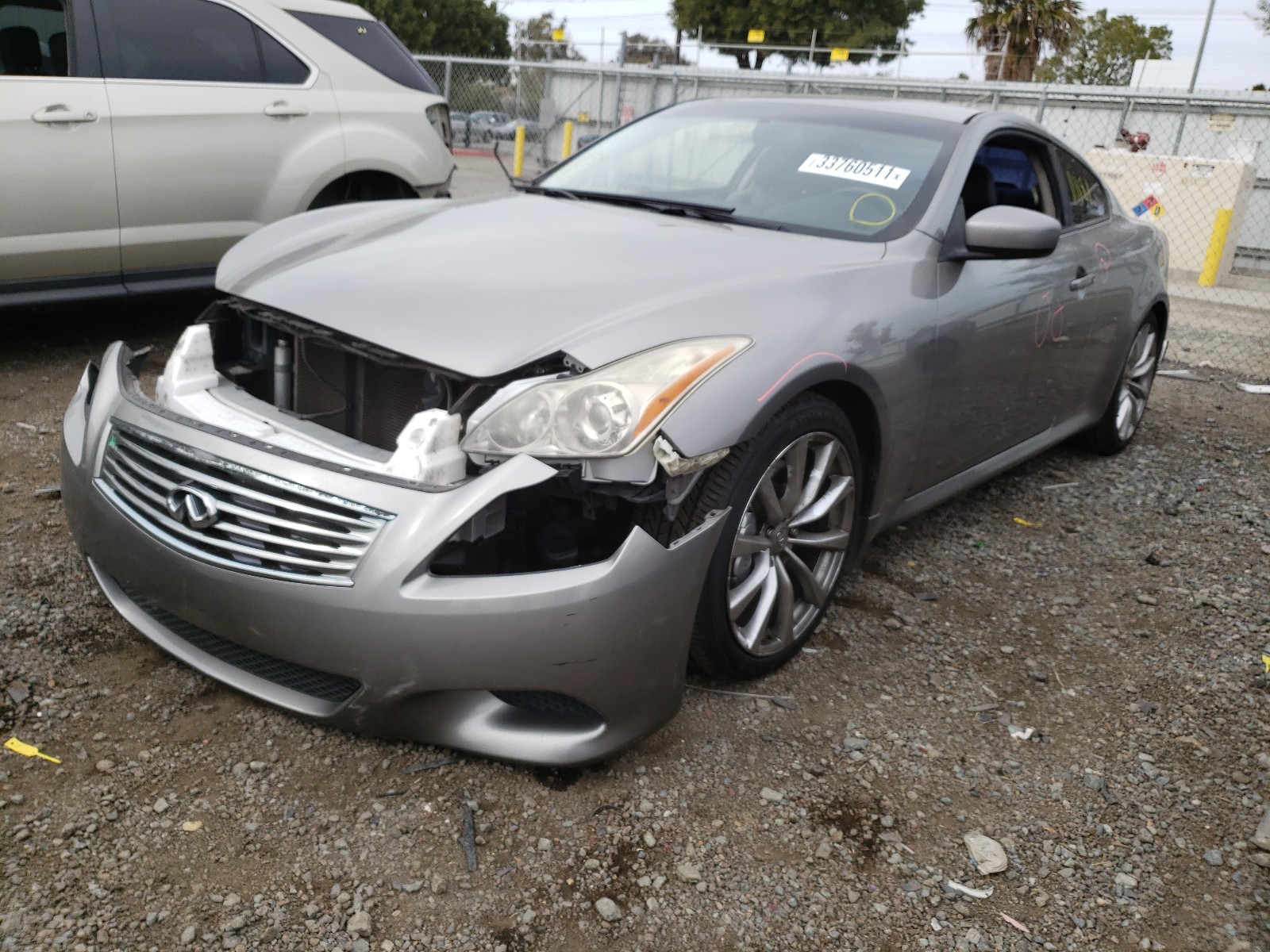 Photo 1 VIN: JNKCV64E98M110667 - INFINITI G37 BASE 