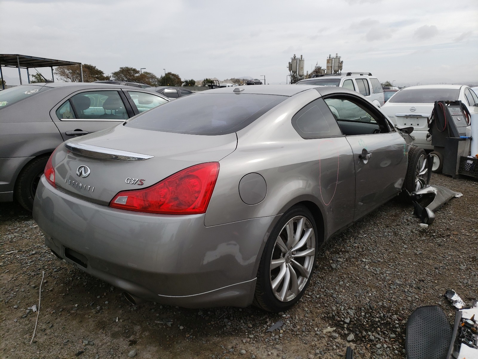 Photo 3 VIN: JNKCV64E98M110667 - INFINITI G37 BASE 