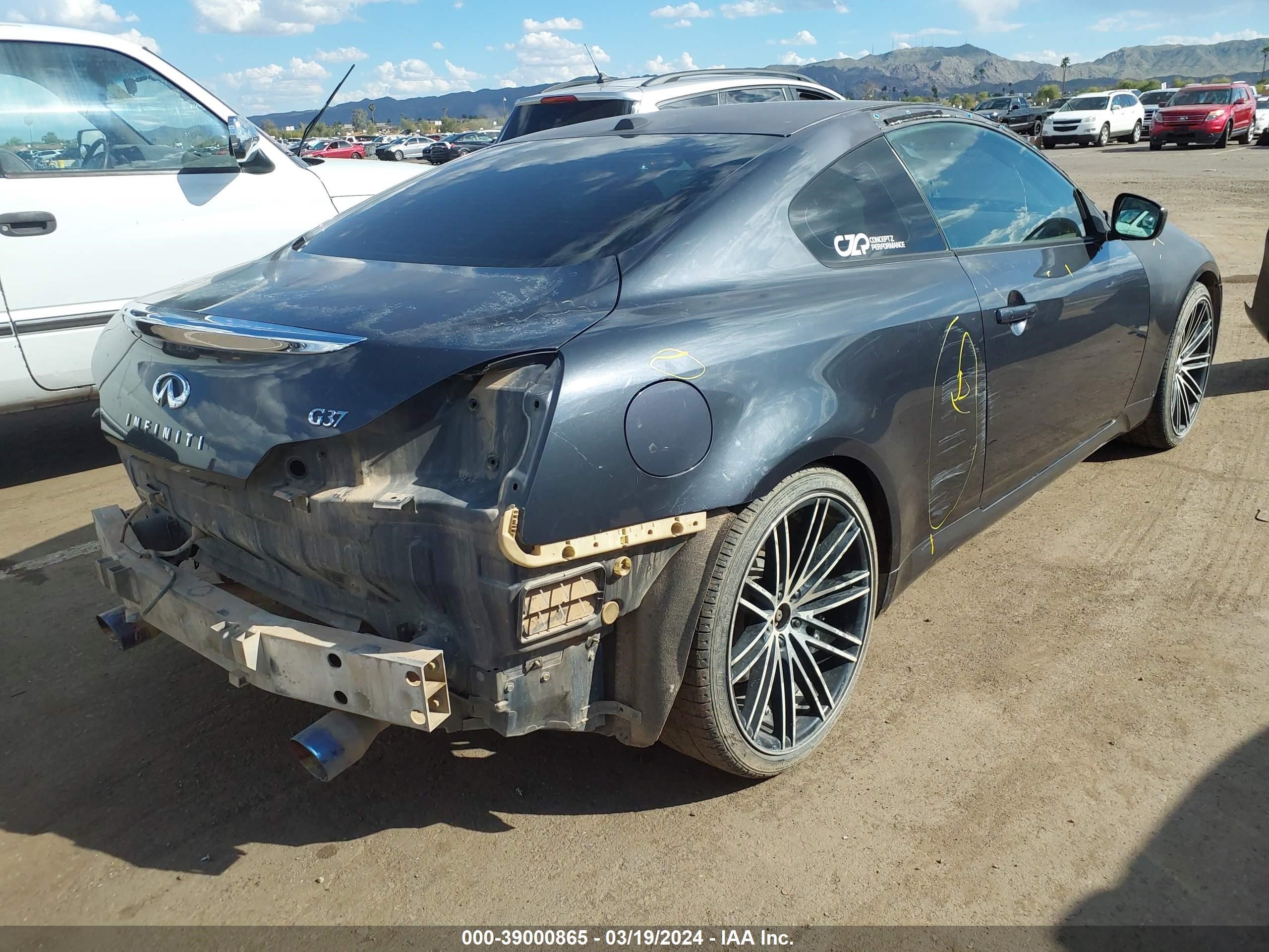 Photo 3 VIN: JNKCV64EX8M109852 - INFINITI G 