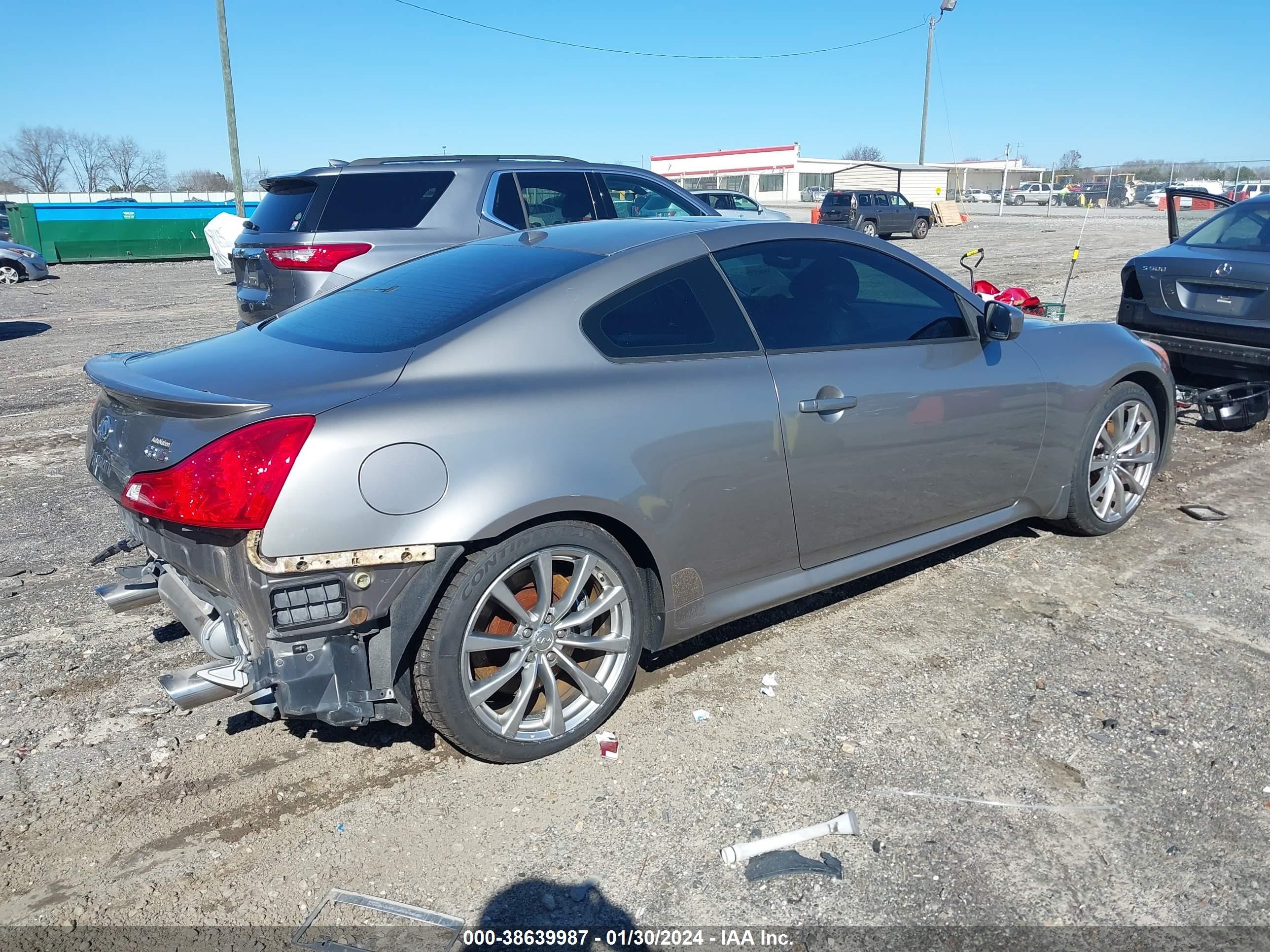 Photo 3 VIN: JNKCV64EX8M116820 - INFINITI G 