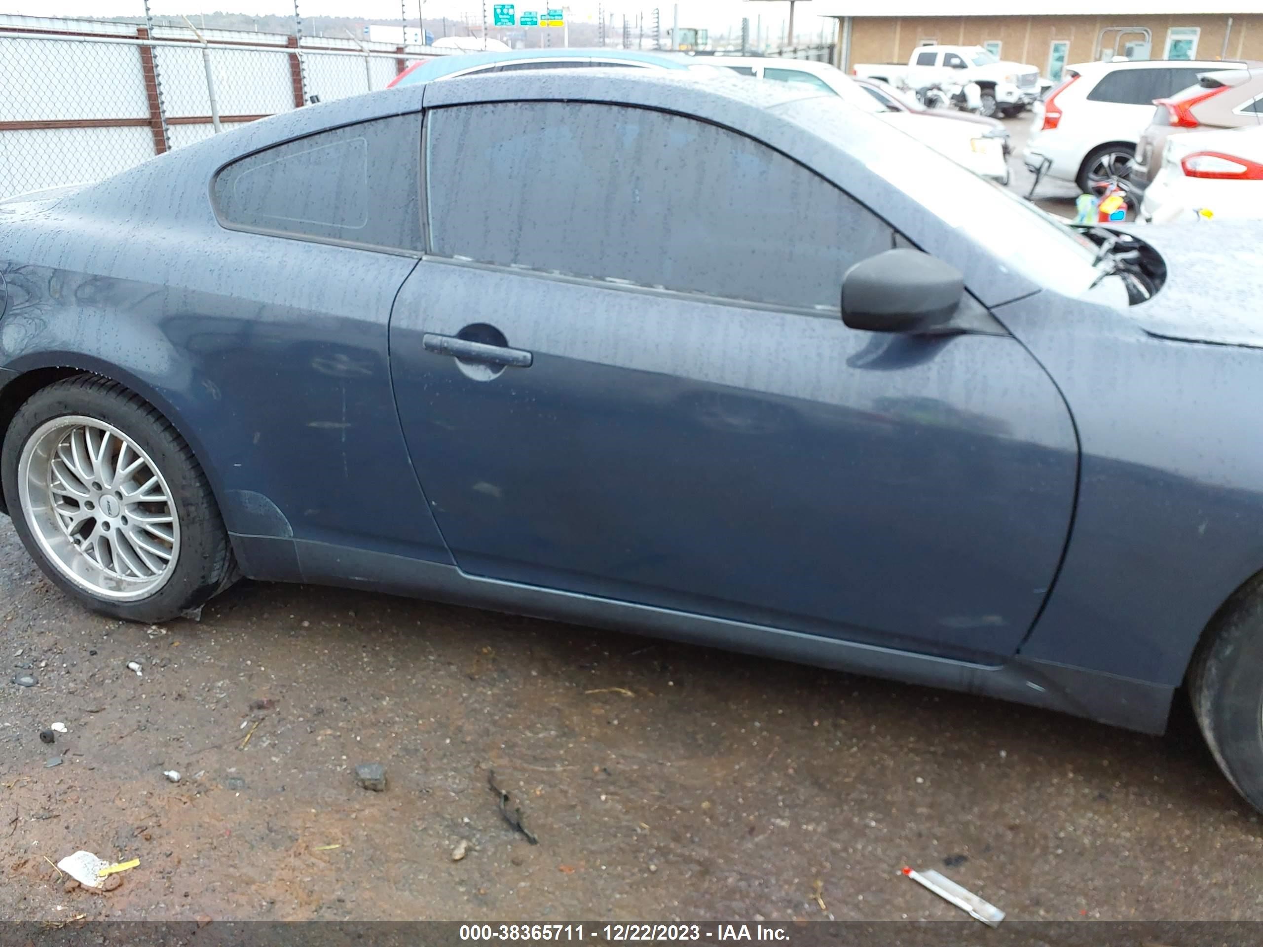 Photo 12 VIN: JNKCV64EX9M605848 - INFINITI G 