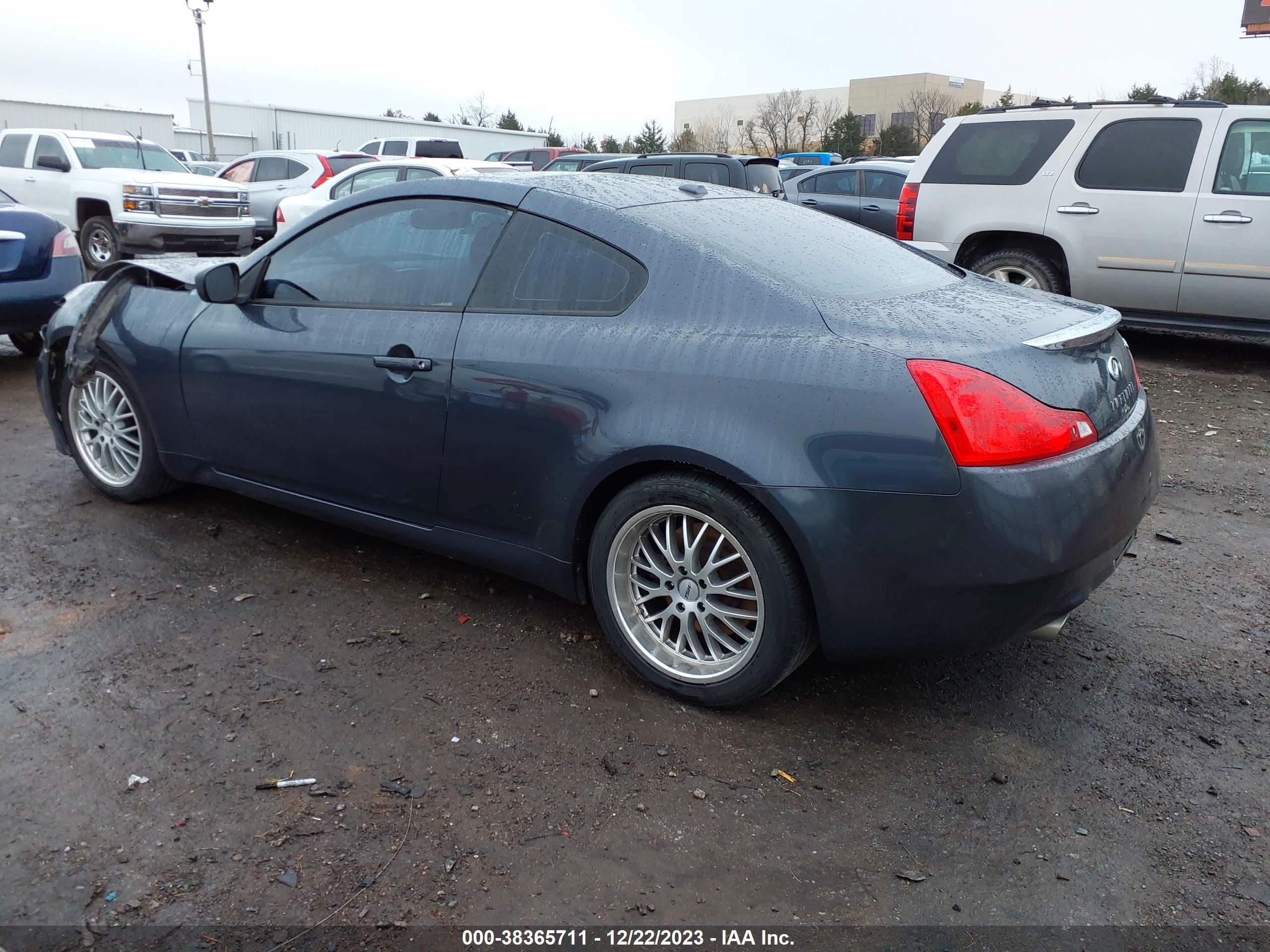 Photo 2 VIN: JNKCV64EX9M605848 - INFINITI G 