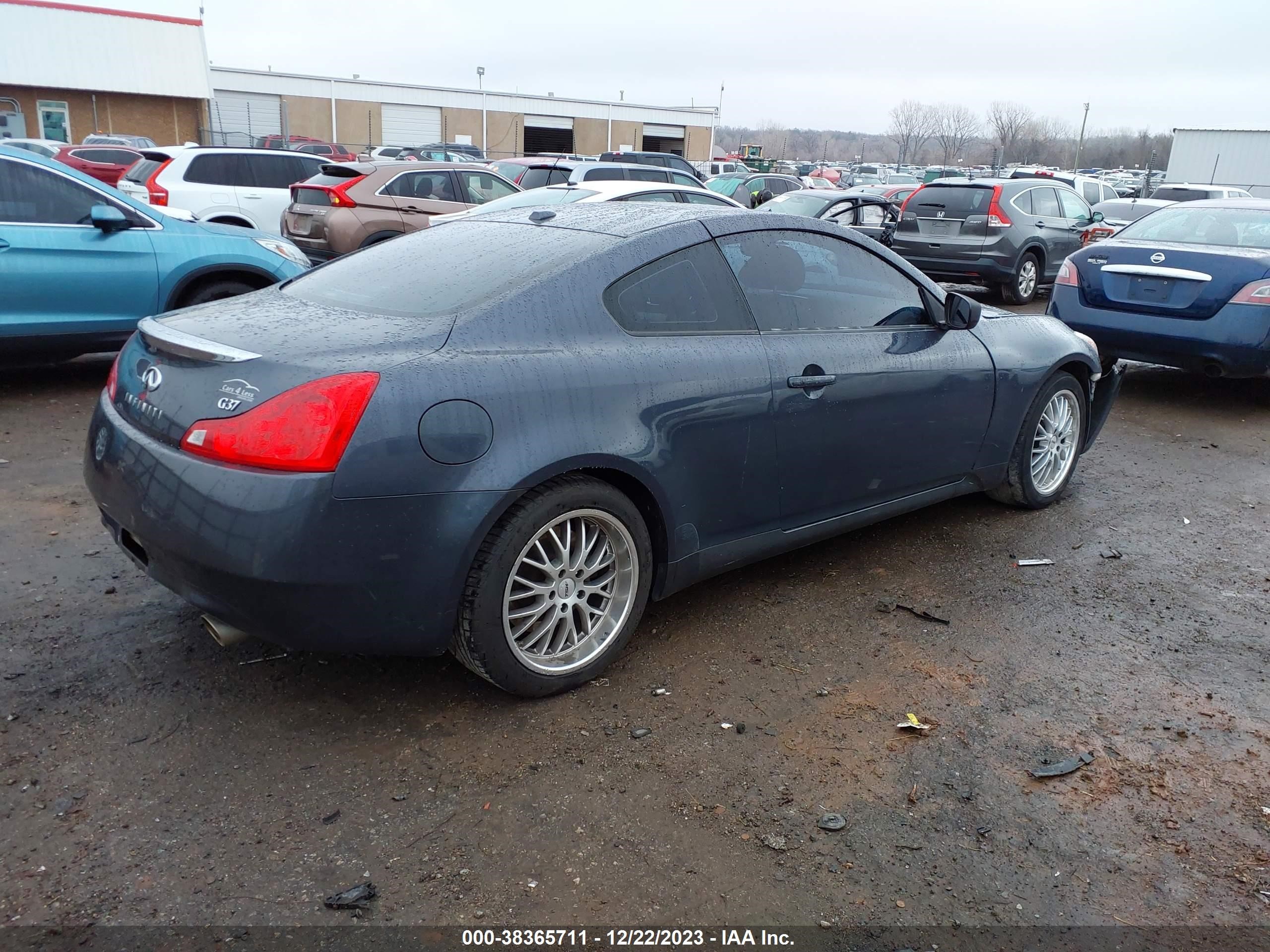 Photo 3 VIN: JNKCV64EX9M605848 - INFINITI G 