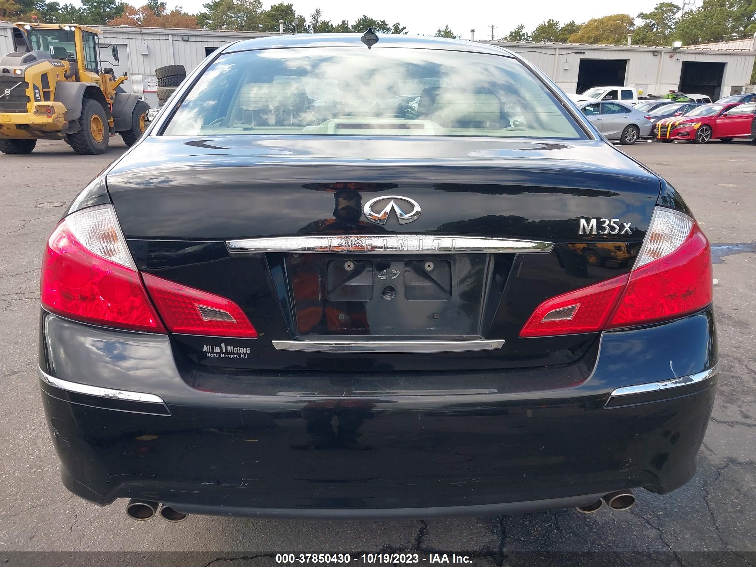 Photo 15 VIN: JNKCY01F99M852604 - INFINITI M 