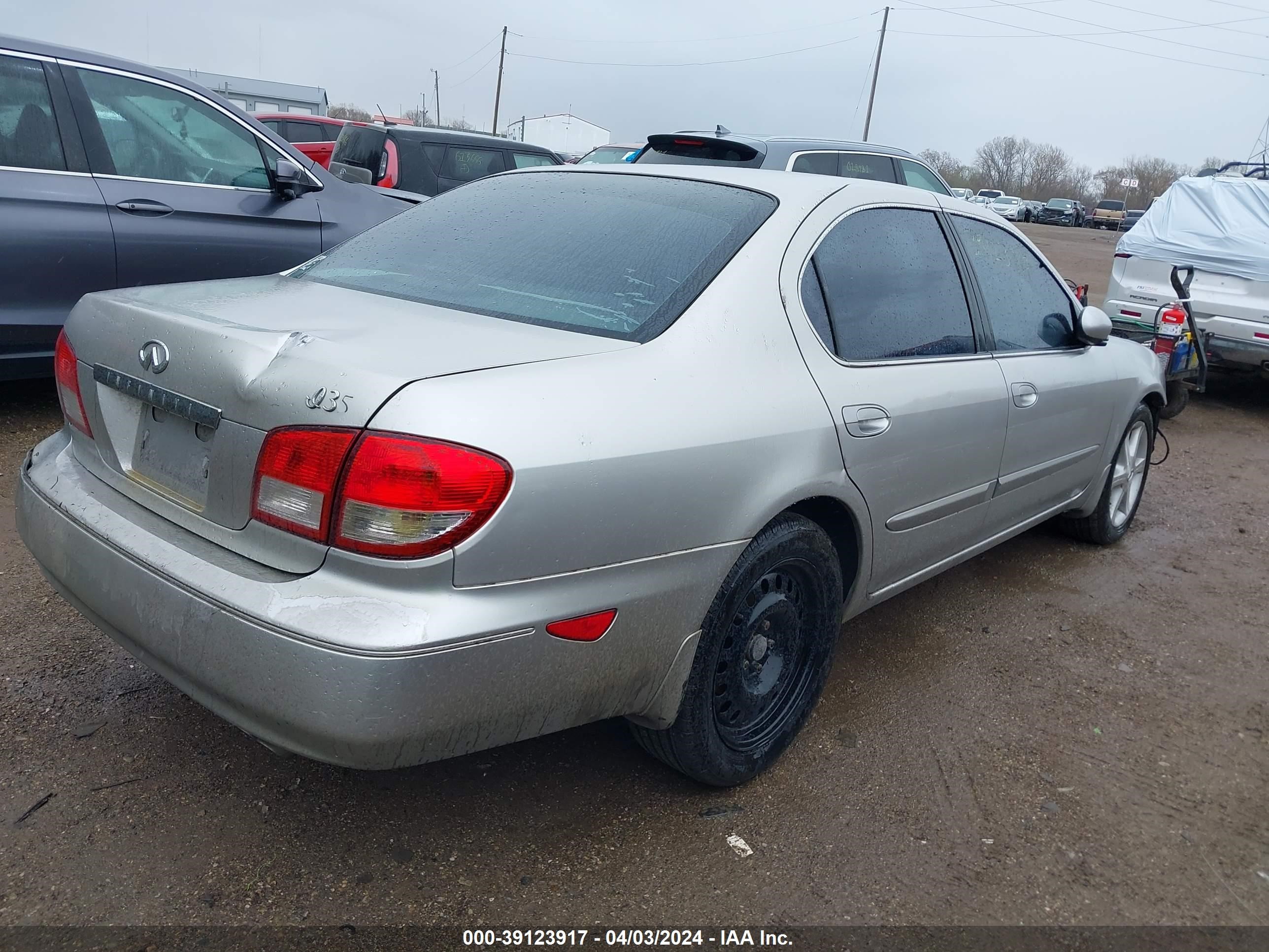 Photo 3 VIN: JNKDA31A52T002334 - INFINITI I 