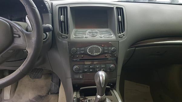 Photo 15 VIN: JNKDV61E6CM470786 - INFINITI G 25 S 