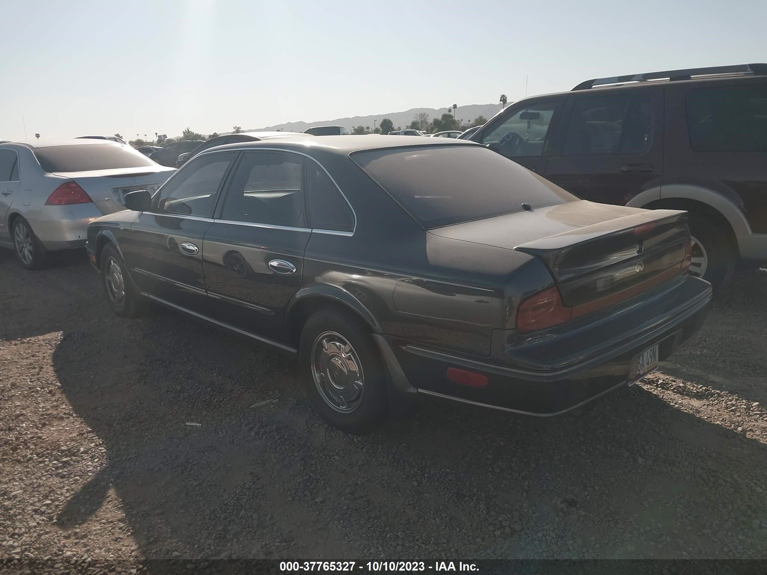 Photo 2 VIN: JNKNG01C2LM010180 - INFINITI Q45 