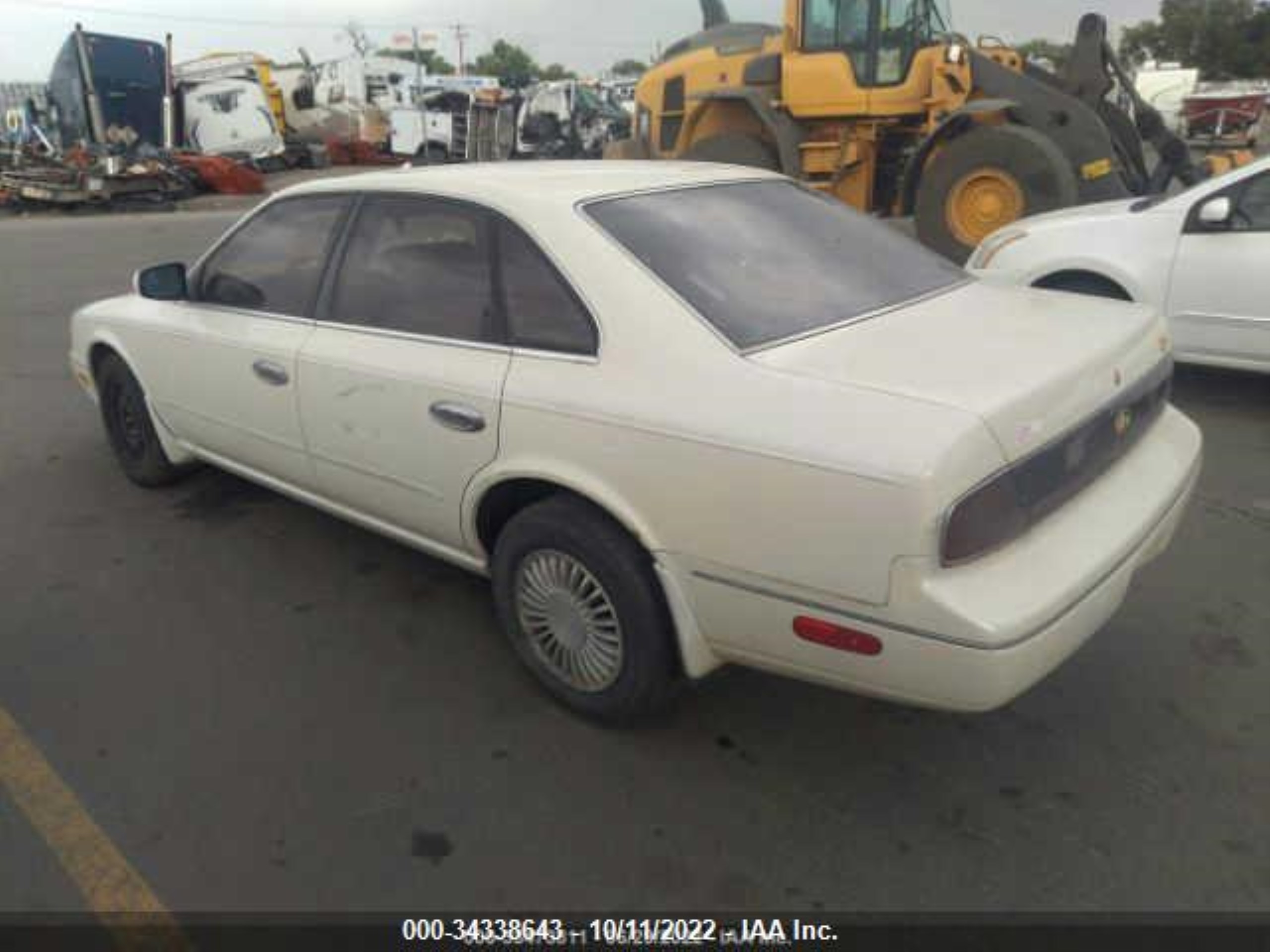 Photo 2 VIN: JNKNG01D9SM302769 - INFINITI Q45 