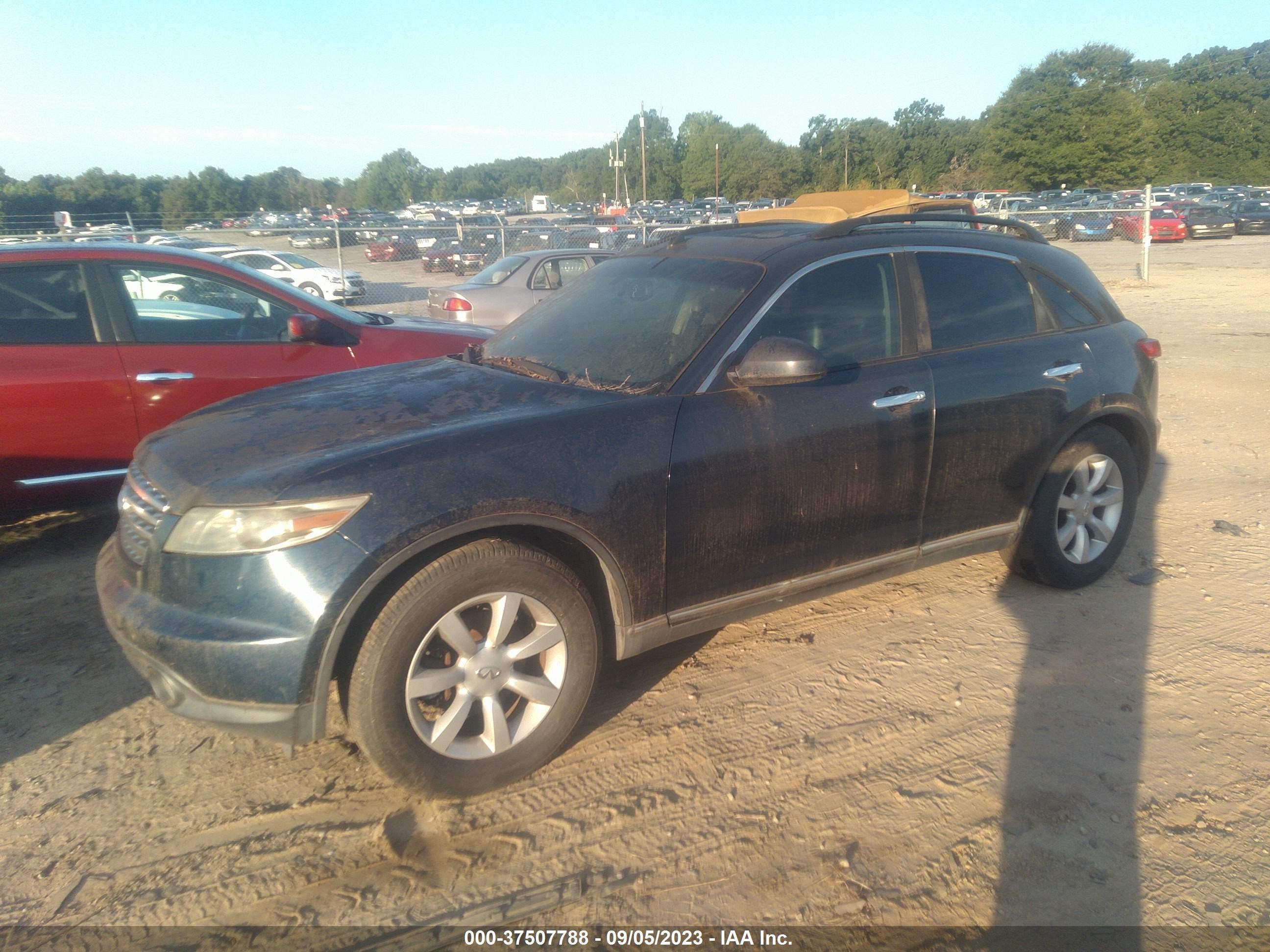 Photo 1 VIN: JNRAS08U05X100846 - INFINITI FX 