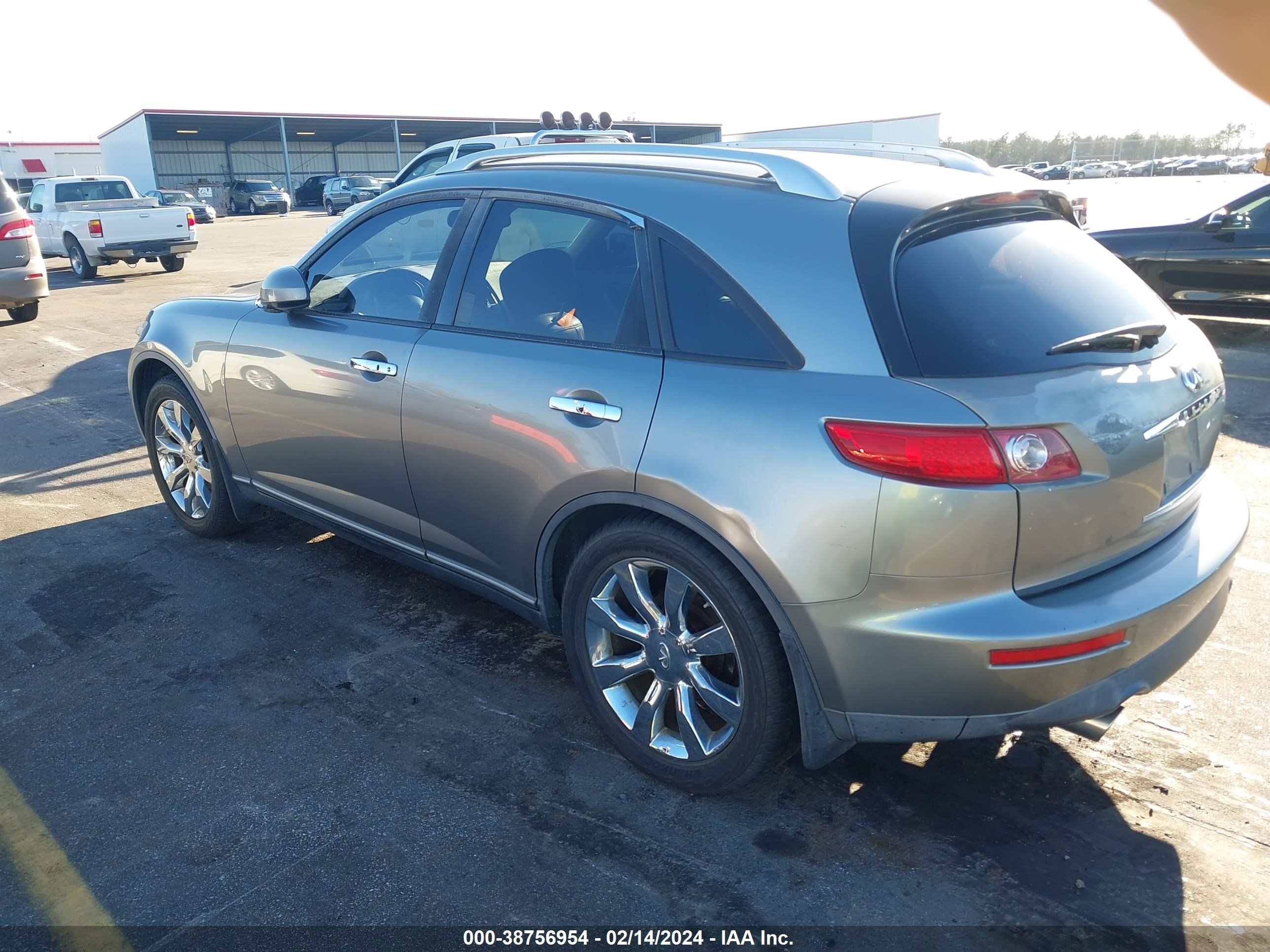 Photo 2 VIN: JNRAS08U14X109716 - INFINITI FX 