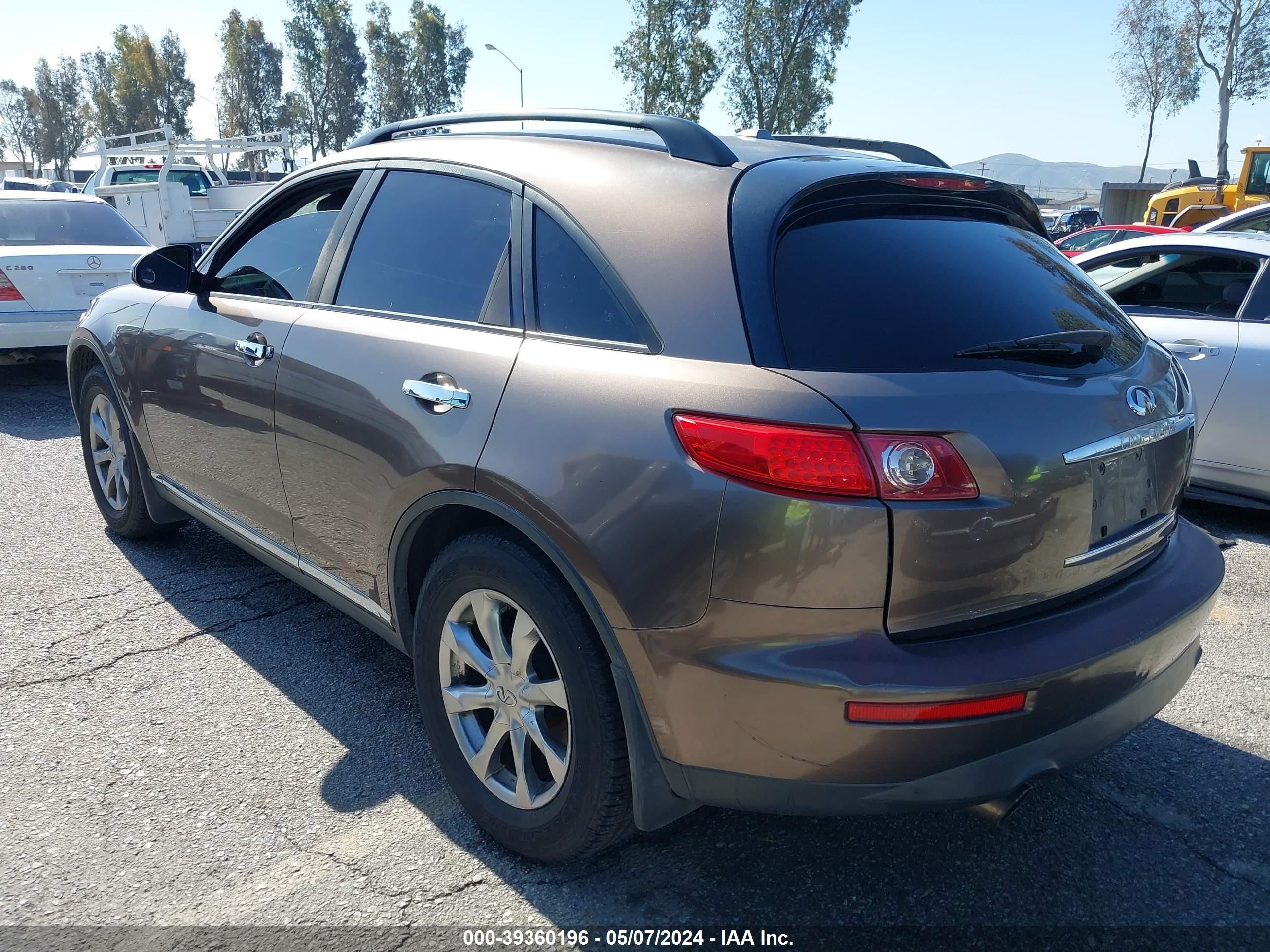 Photo 2 VIN: JNRAS08U37X102125 - INFINITI FX 