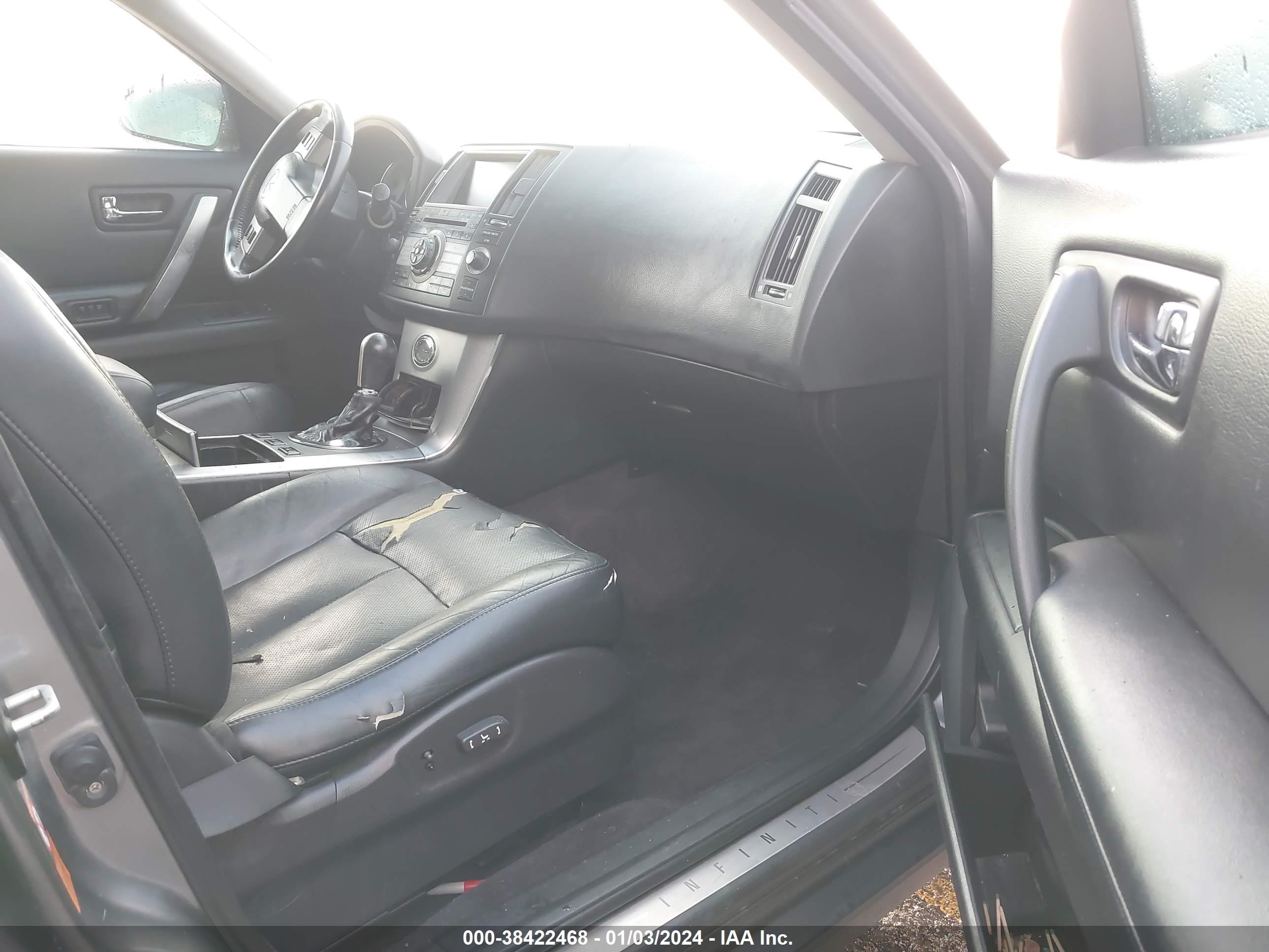 Photo 4 VIN: JNRAS08U46X105940 - INFINITI FX 