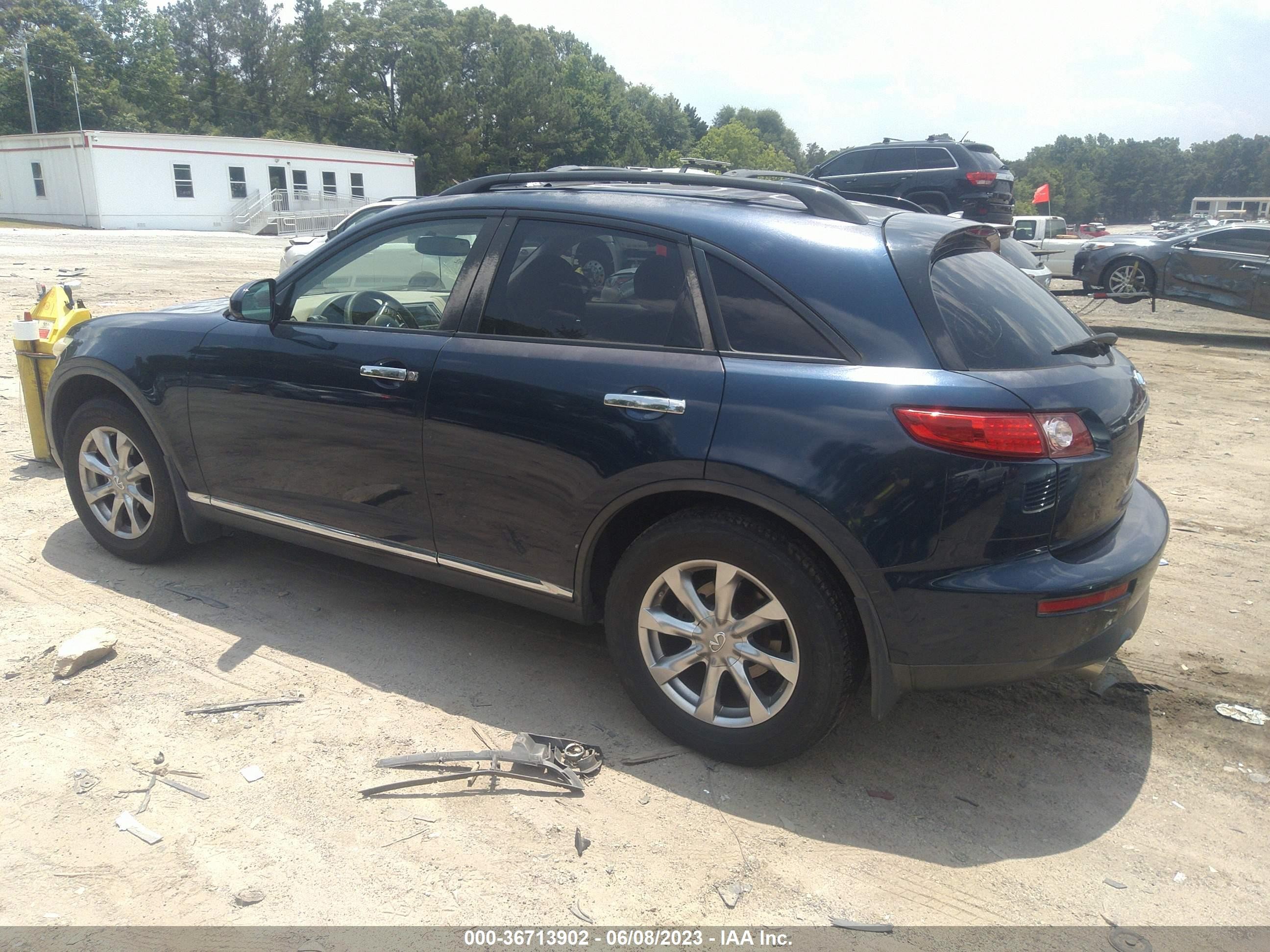 Photo 2 VIN: JNRAS08W08X201911 - INFINITI FX 