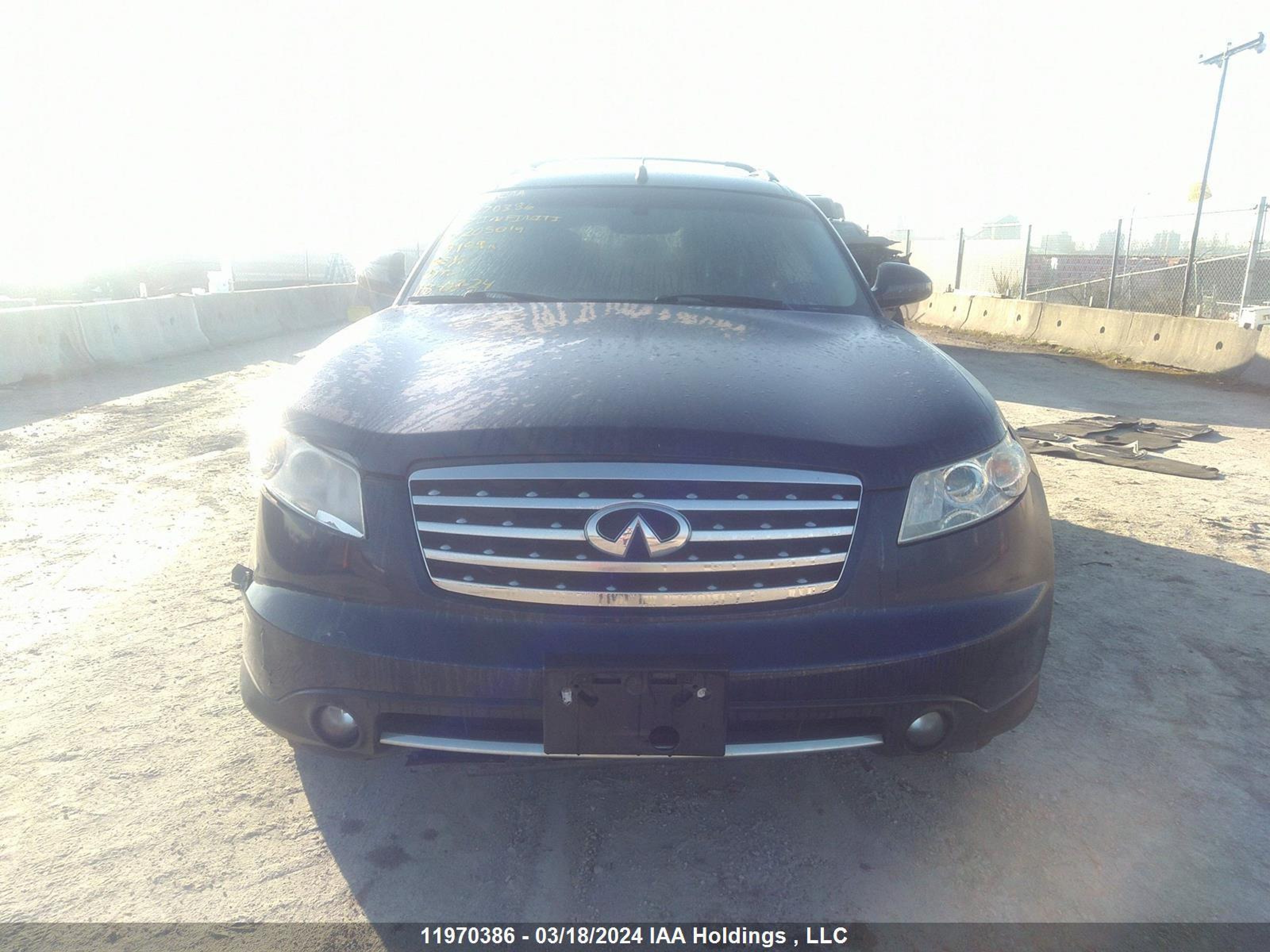 Photo 12 VIN: JNRAS08W27X205019 - INFINITI FX 