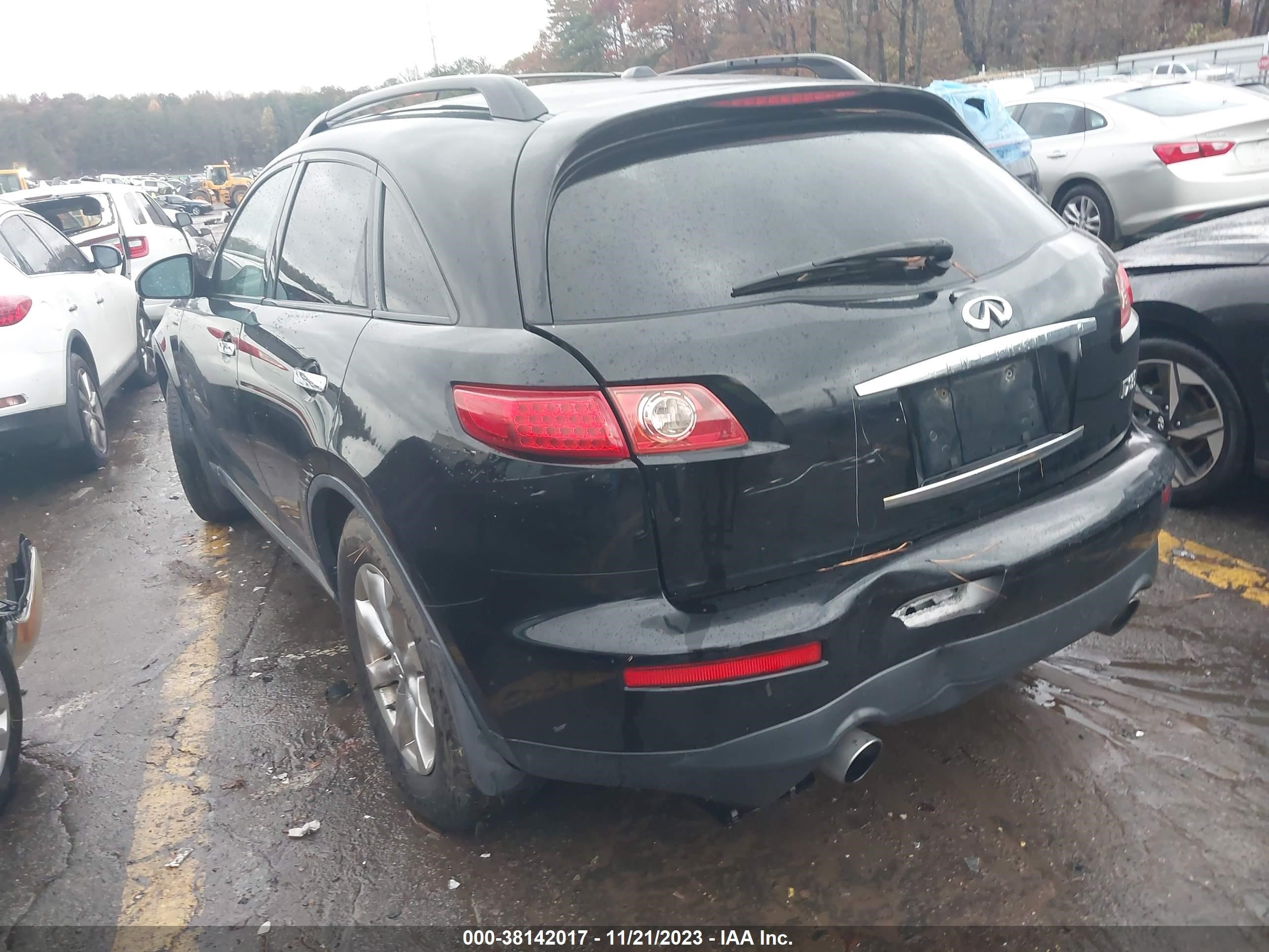 Photo 2 VIN: JNRAS08W58X202472 - INFINITI FX 