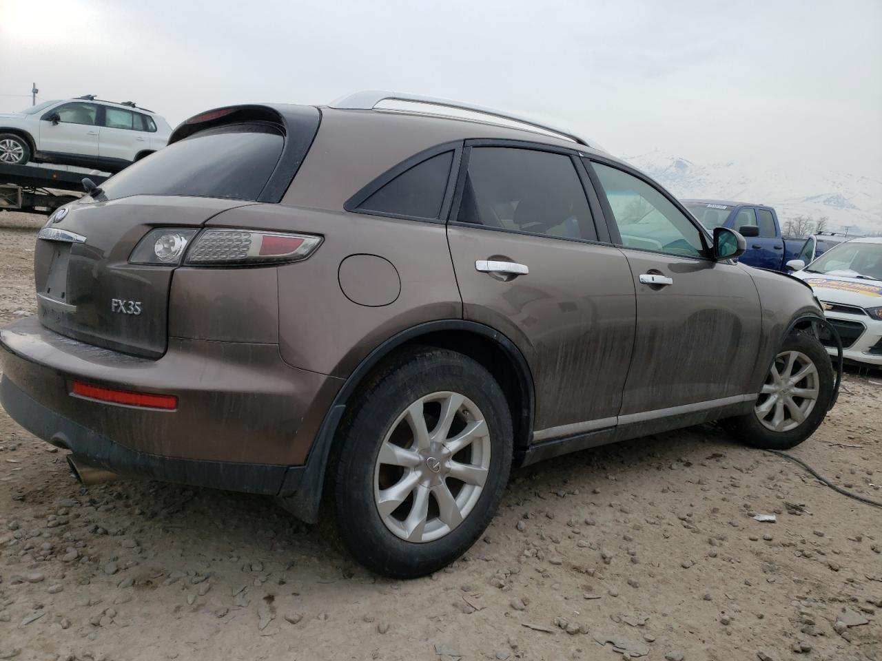 Photo 2 VIN: JNRAS08W87X205753 - INFINITI FX 