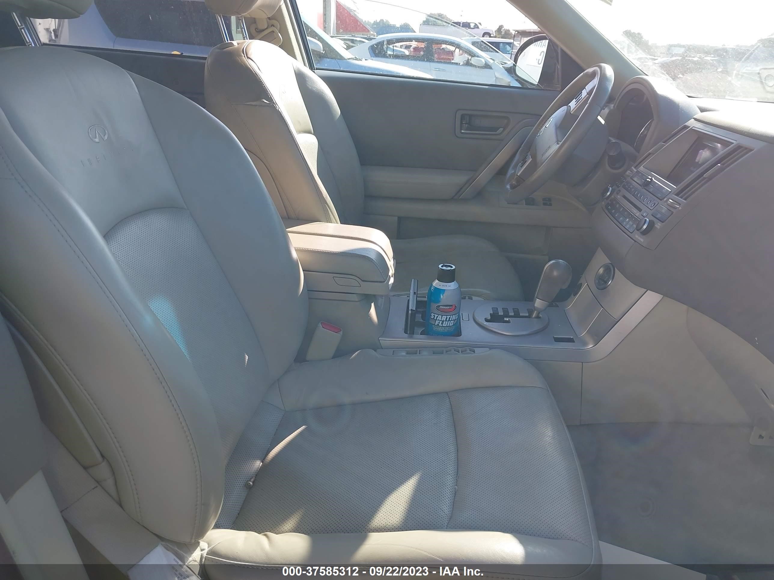 Photo 4 VIN: JNRAS08W94X200248 - INFINITI FX 