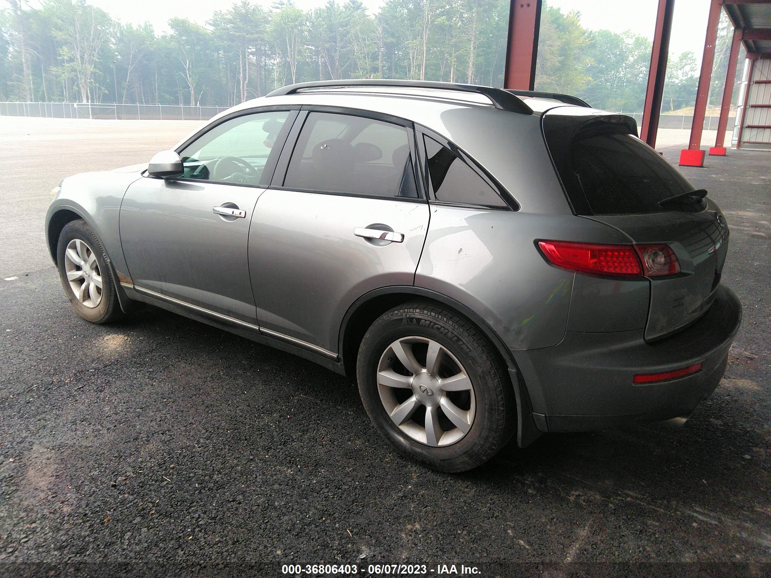 Photo 2 VIN: JNRAS08W94X201318 - INFINITI FX 