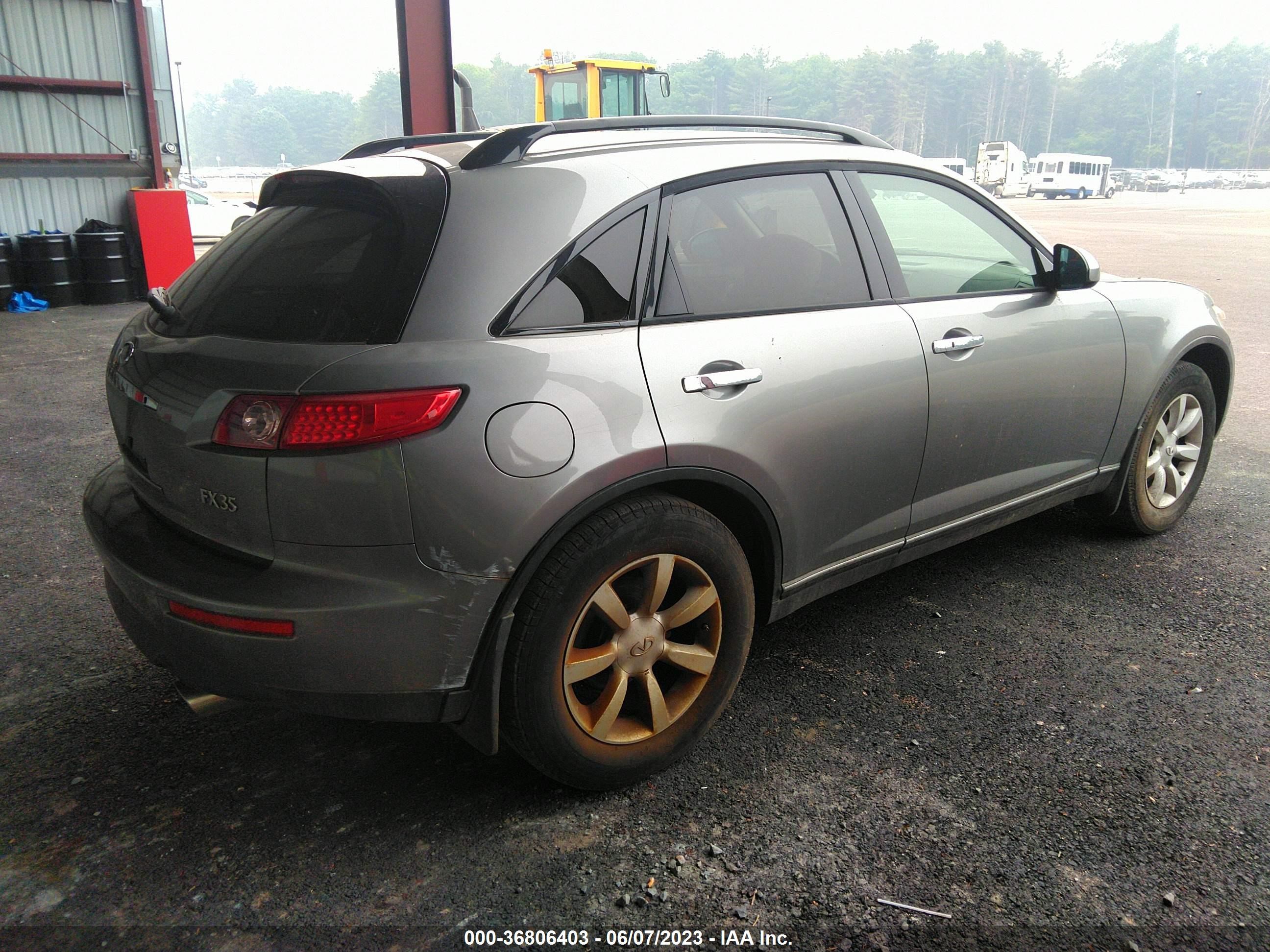 Photo 3 VIN: JNRAS08W94X201318 - INFINITI FX 