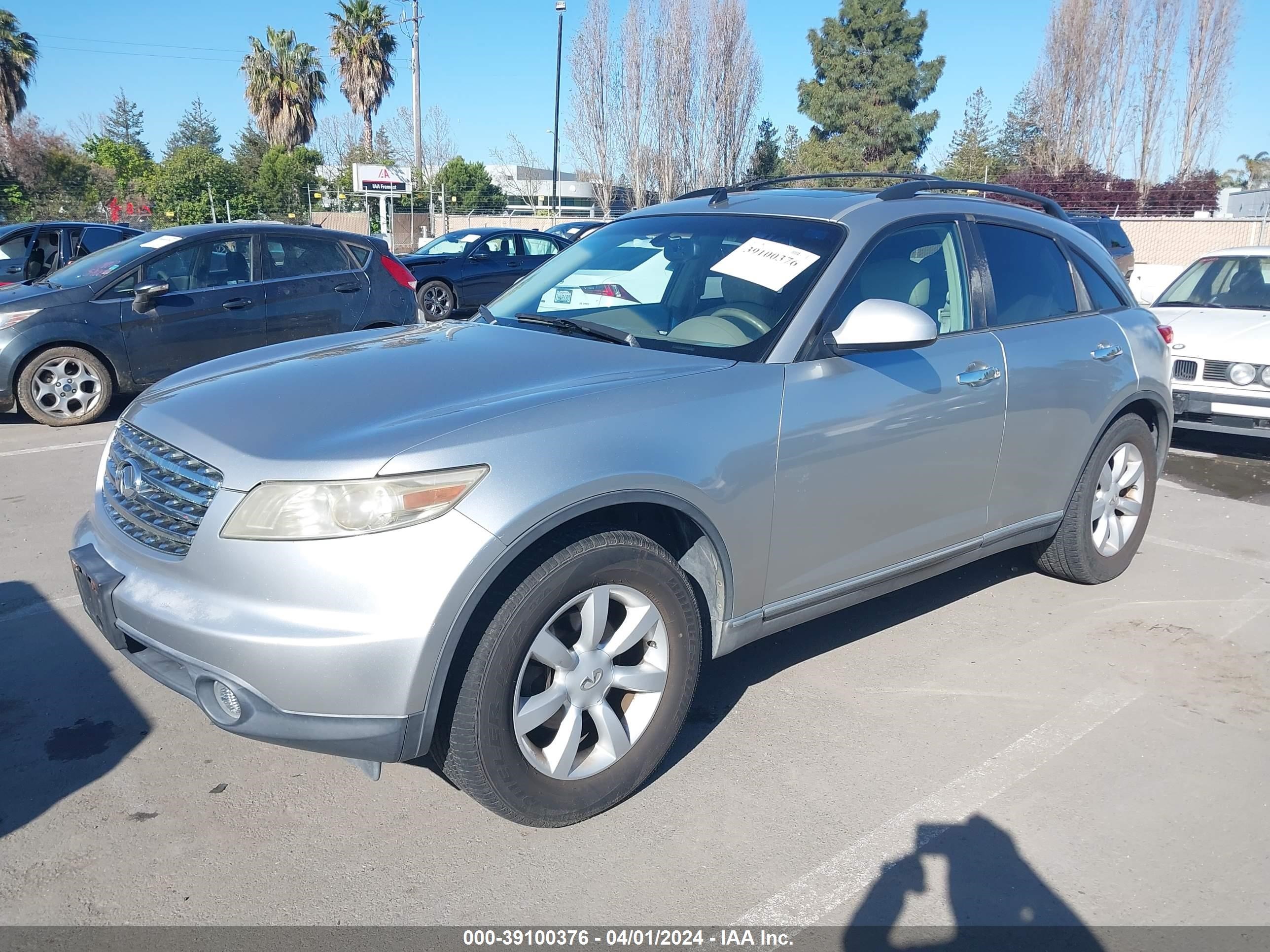 Photo 1 VIN: JNRAS08W94X216353 - INFINITI FX 