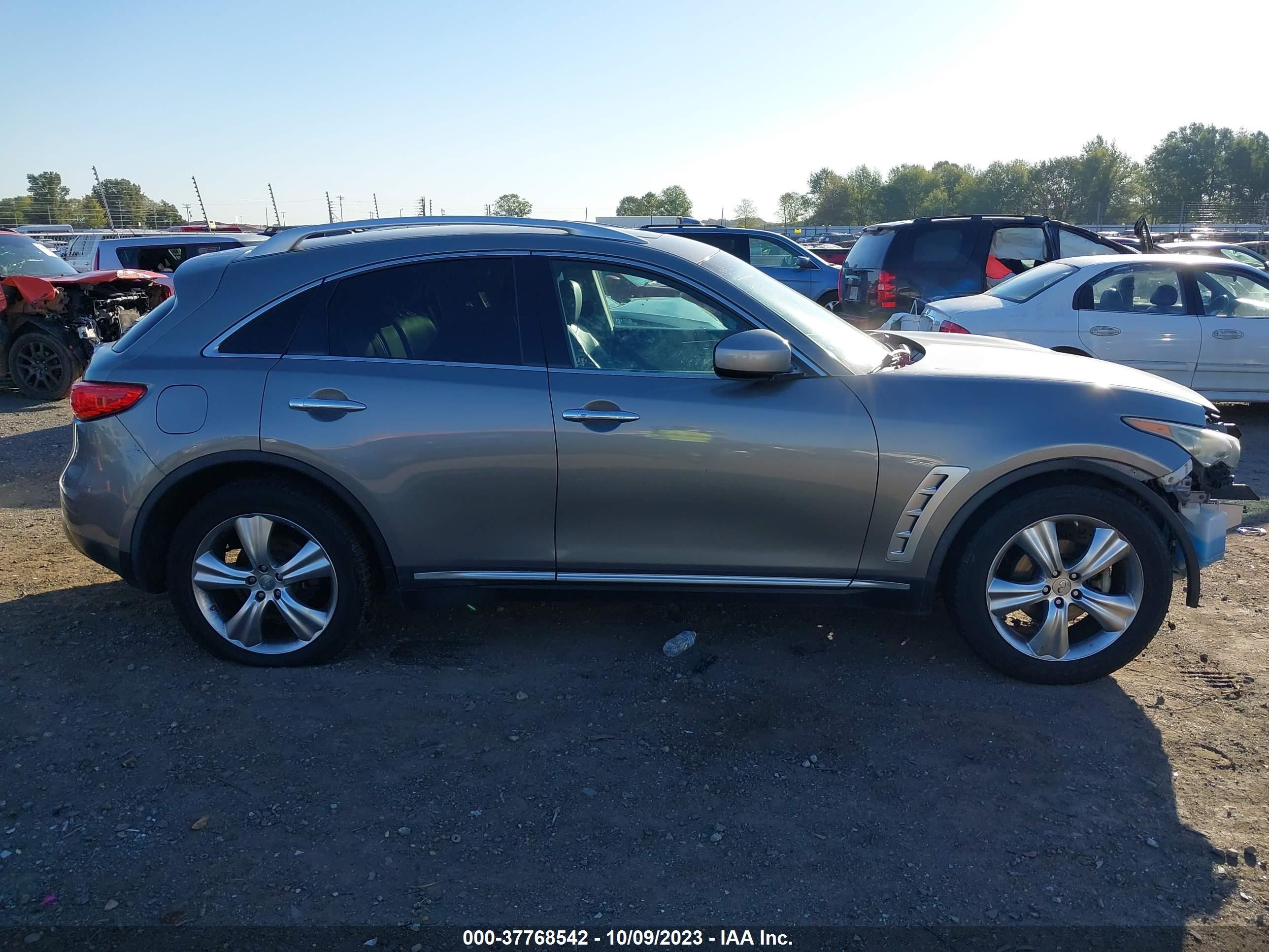 Photo 12 VIN: JNRAS18U59M104355 - INFINITI FX 