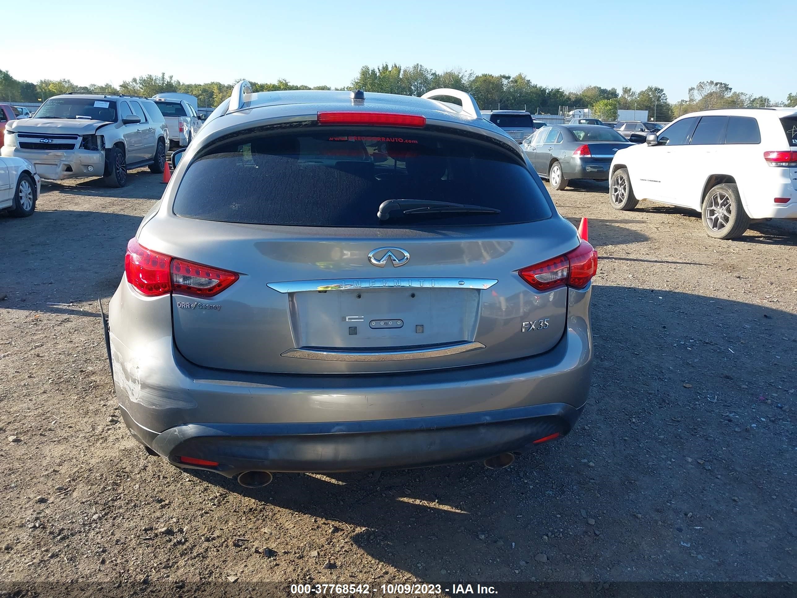 Photo 15 VIN: JNRAS18U59M104355 - INFINITI FX 