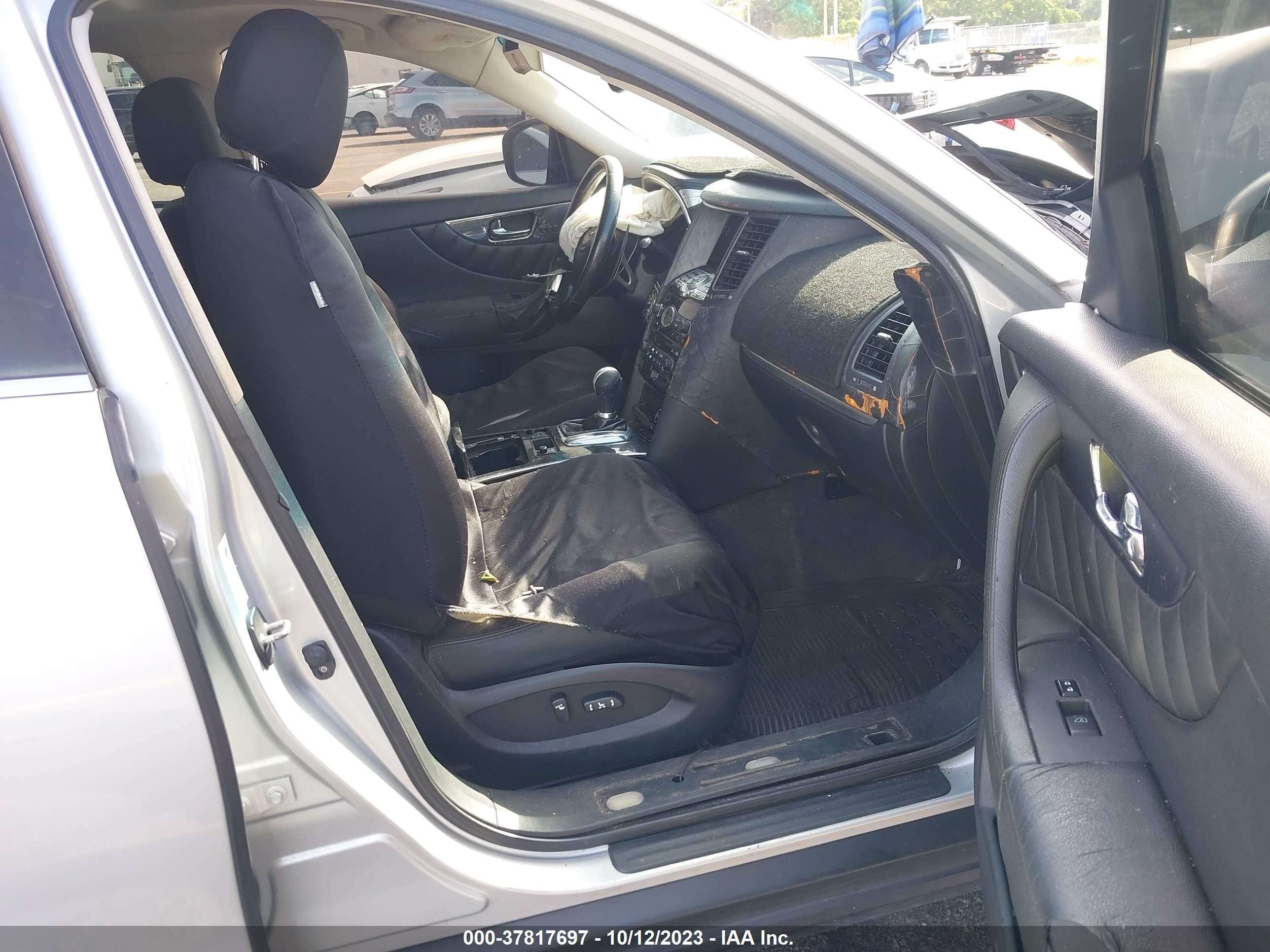 Photo 4 VIN: JNRAS18U79M103823 - INFINITI FX 