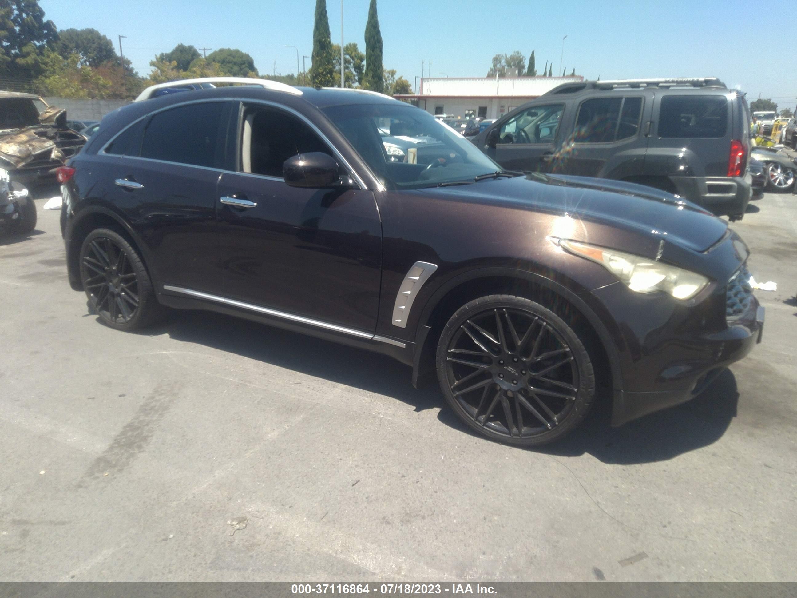 Photo 13 VIN: JNRAS18U99M101832 - INFINITI FX 