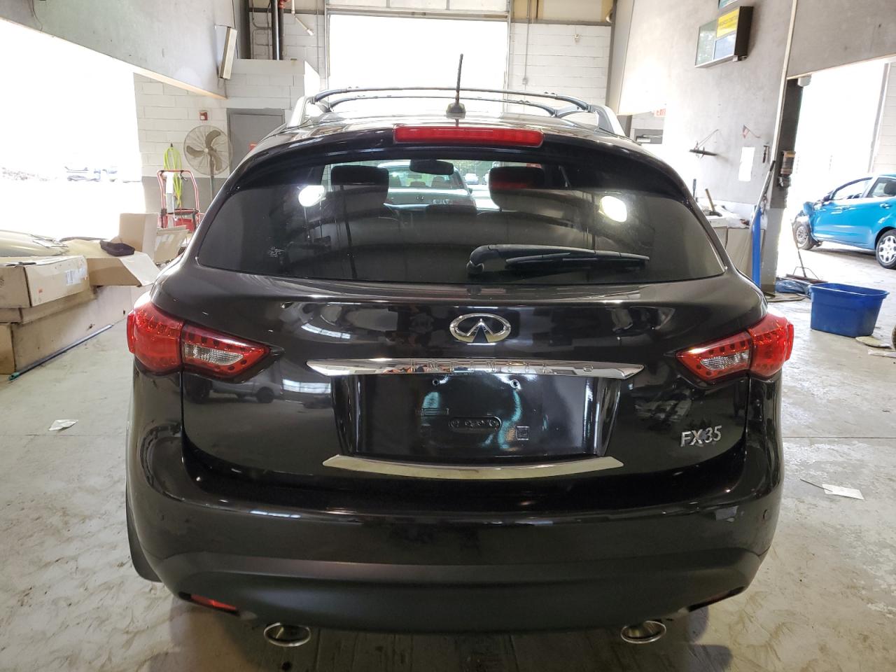 Photo 5 VIN: JNRAS18W09M155229 - INFINITI FX 