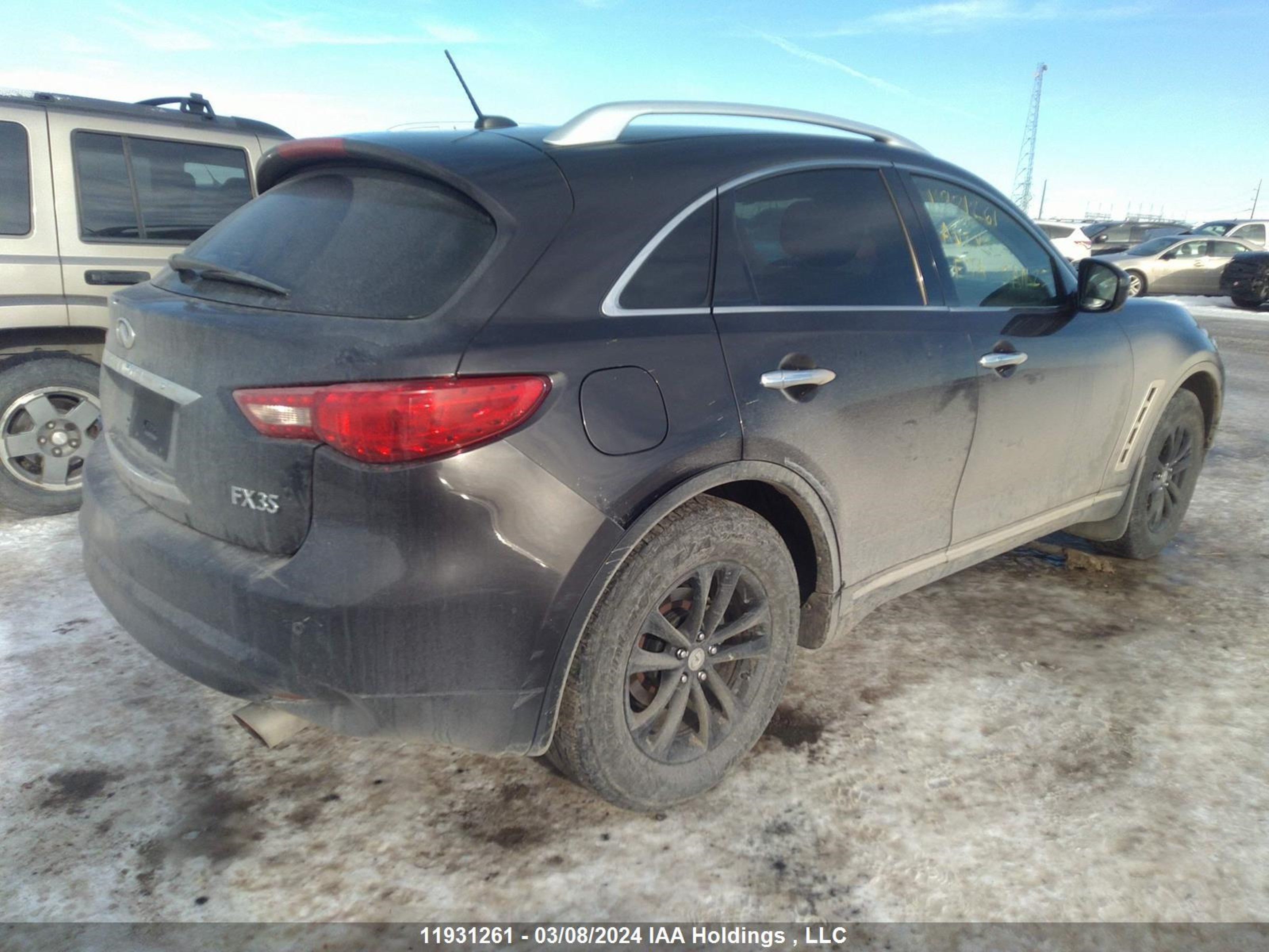 Photo 3 VIN: JNRAS18W49M156626 - INFINITI FX 