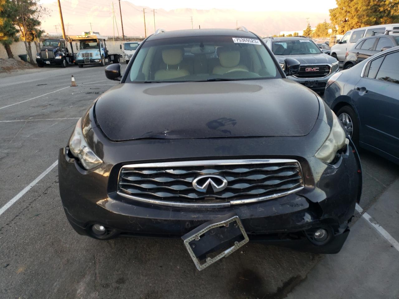 Photo 4 VIN: JNRAS18W89M153230 - INFINITI FX 