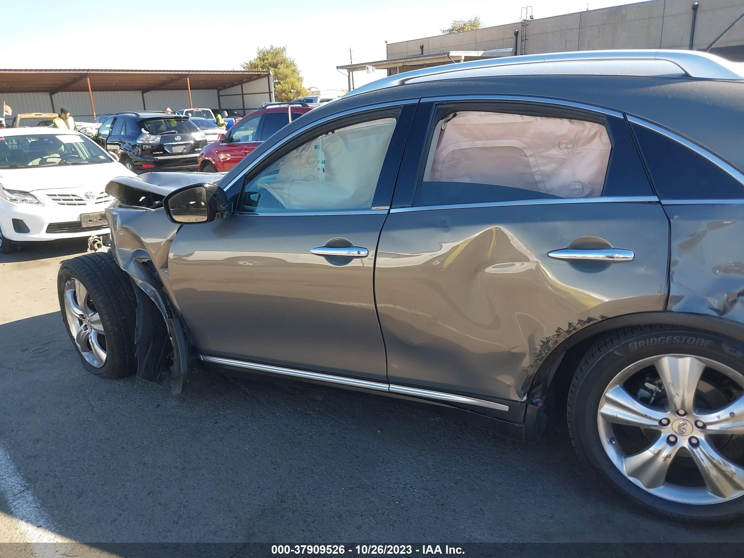 Photo 14 VIN: JNRAS18W99M152474 - INFINITI FX 