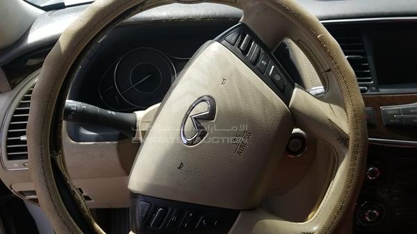 Photo 13 VIN: JNRAZ25Y2B9001217 - INFINITI QX56 