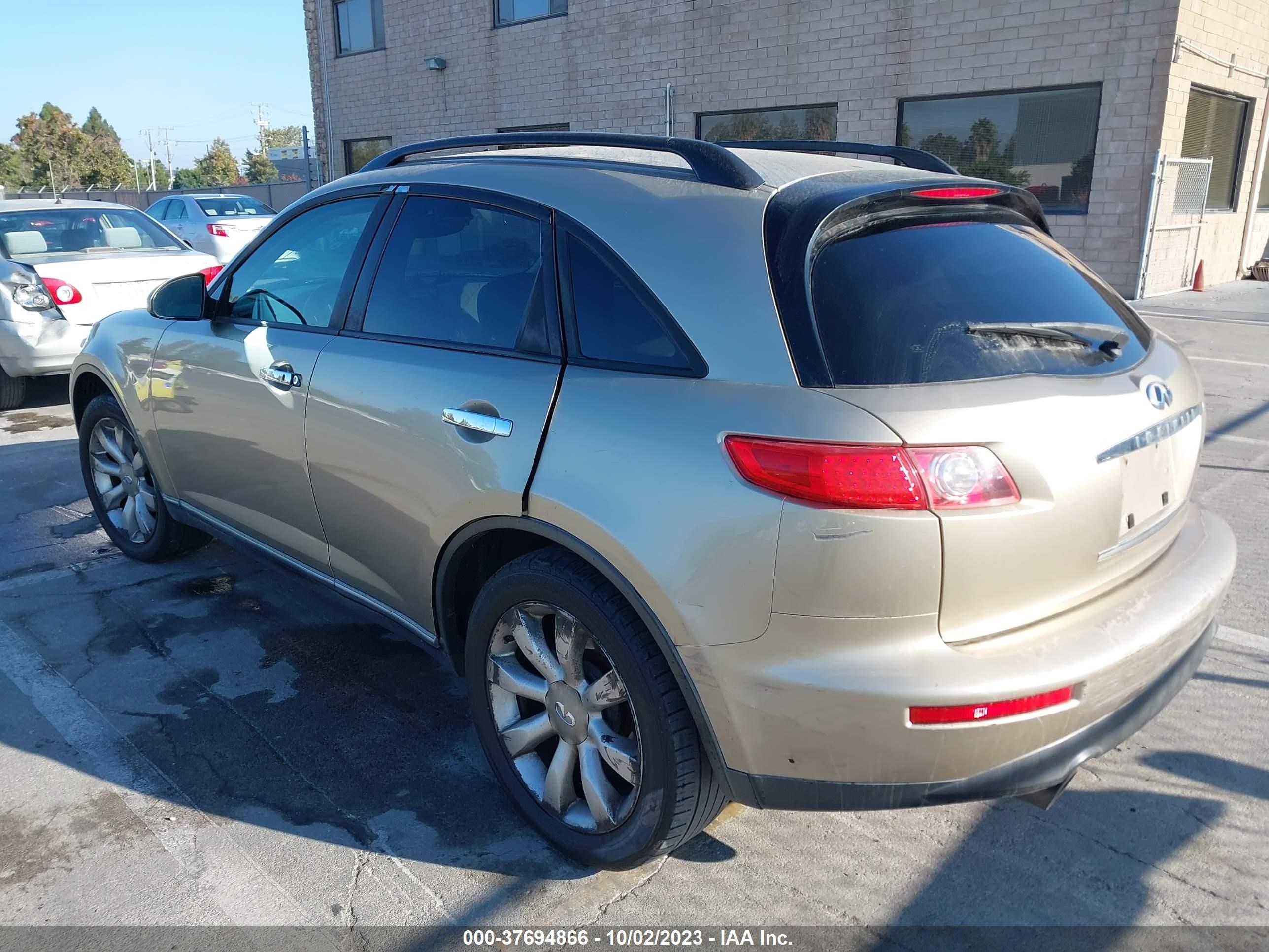 Photo 2 VIN: JNRBS08W73X400421 - INFINITI FX 