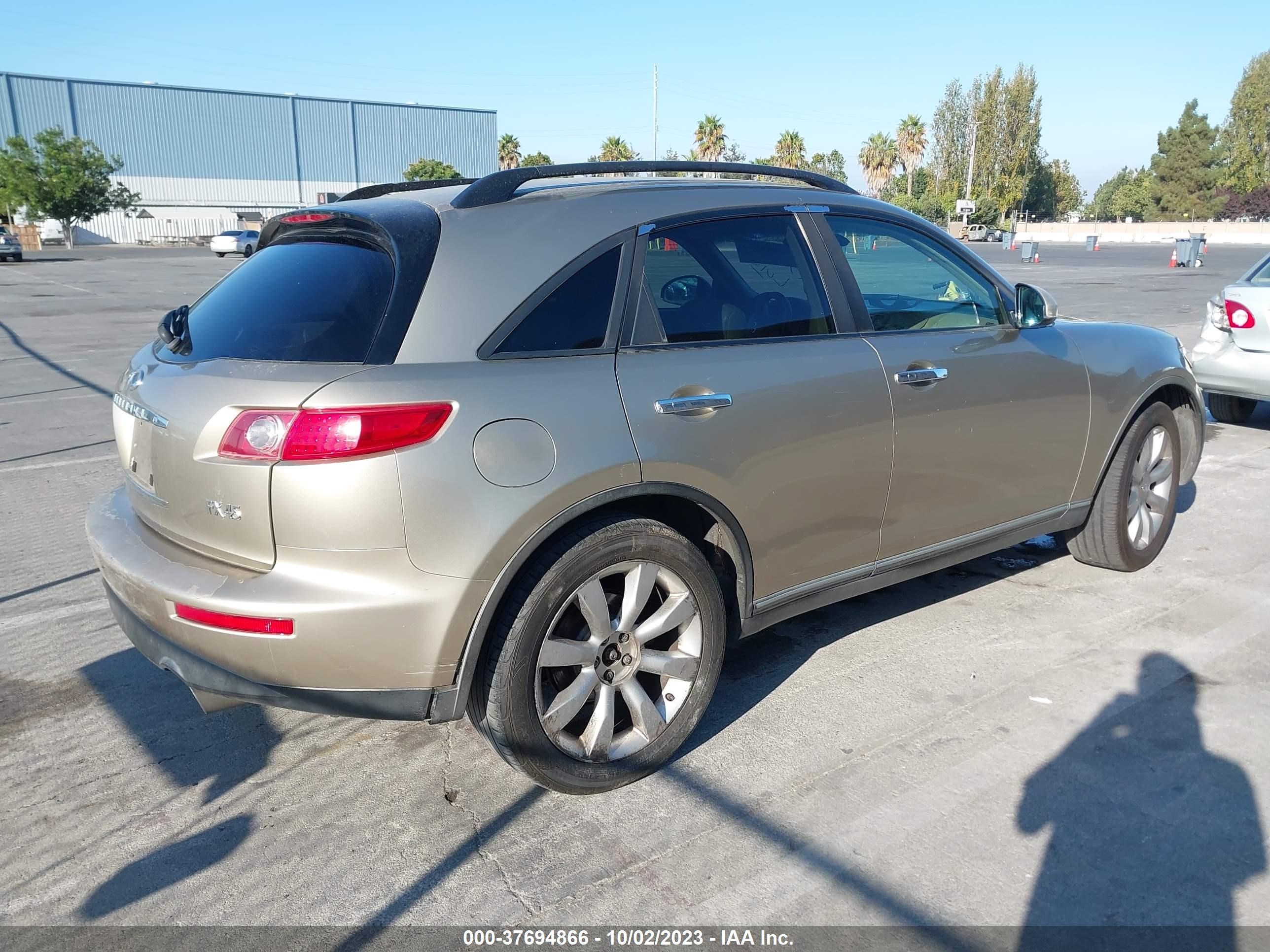 Photo 3 VIN: JNRBS08W73X400421 - INFINITI FX 