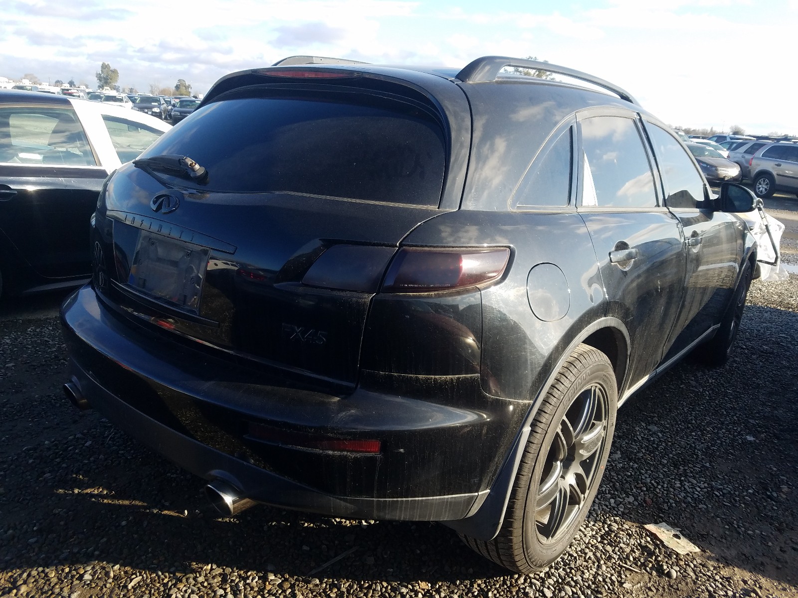 Photo 3 VIN: JNRBS08WX3X400025 - INFINITI FX45 